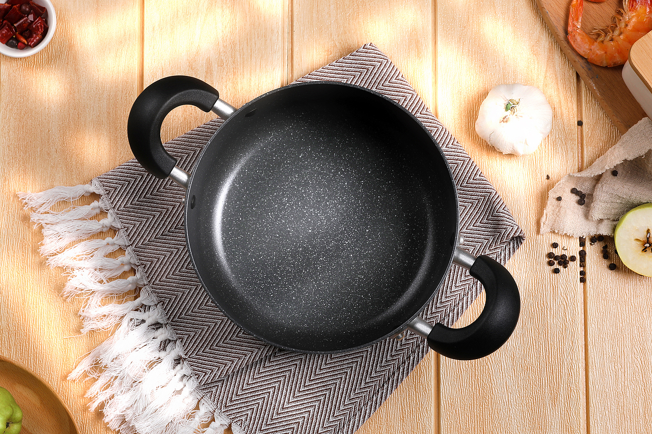 锅具拍摄煎锅汤锅（图ZMTQ5NTc2NzAw） - 产品摄影 - 站酷设计师锦甜兴起六原创素材 - 站酷ZCOOL