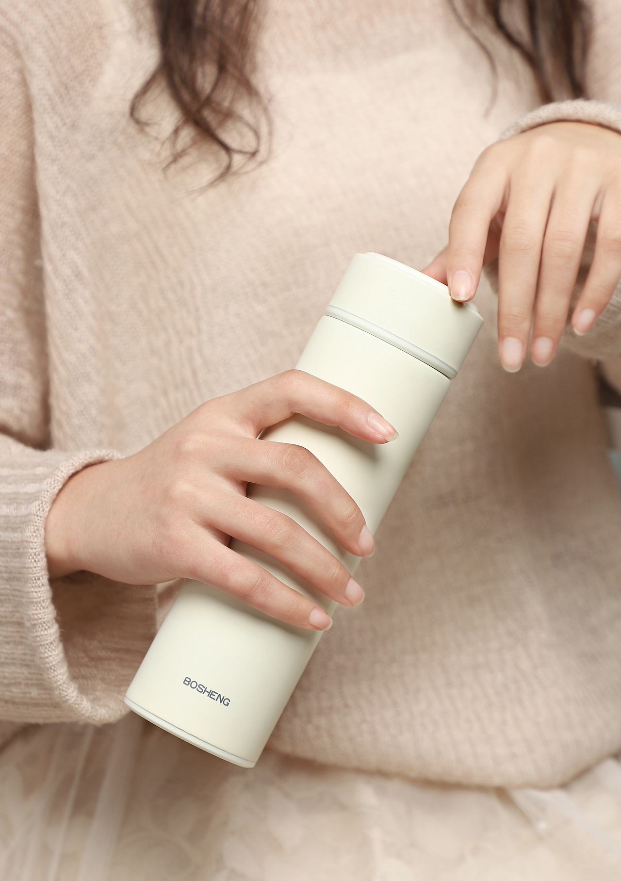 简约保温杯拍摄