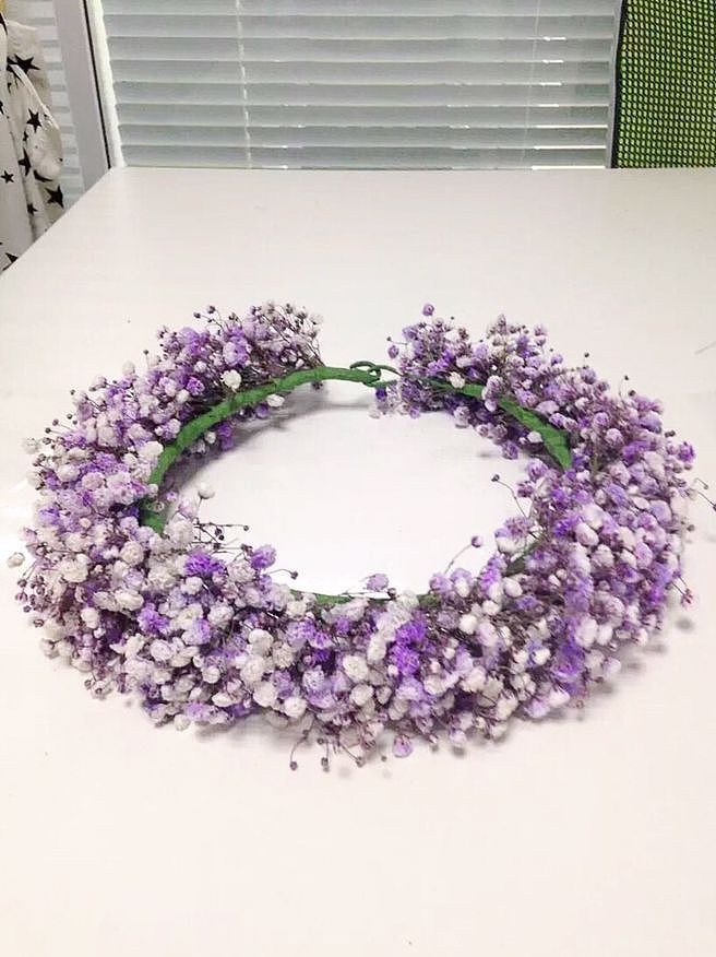 鲜花花环满天星花环玫瑰花环