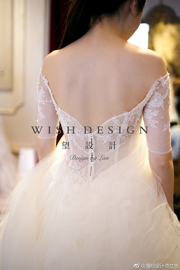 波浪形露背白纱,兰奕婚纱作品