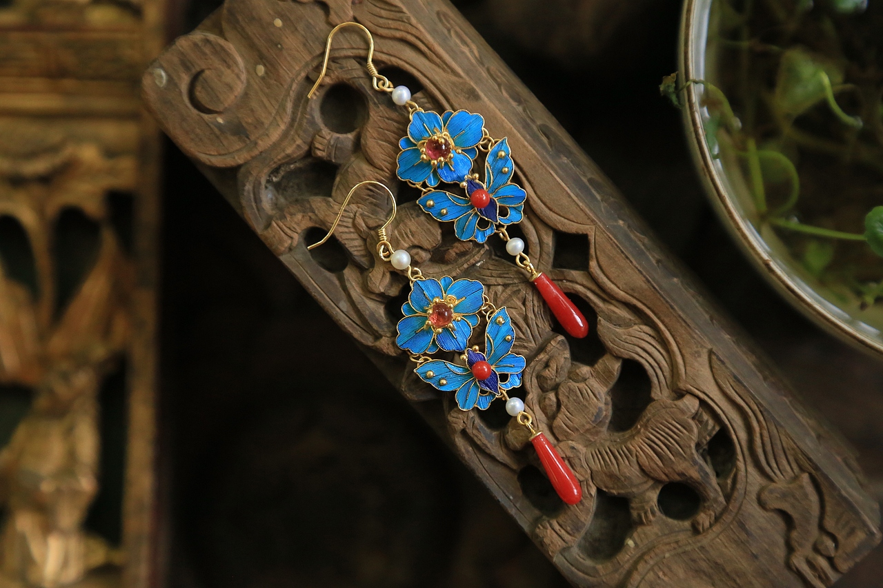 非遗点翠花丝镶嵌传统工艺|手工艺|首饰设计|殊宫古典珠宝_原创作品