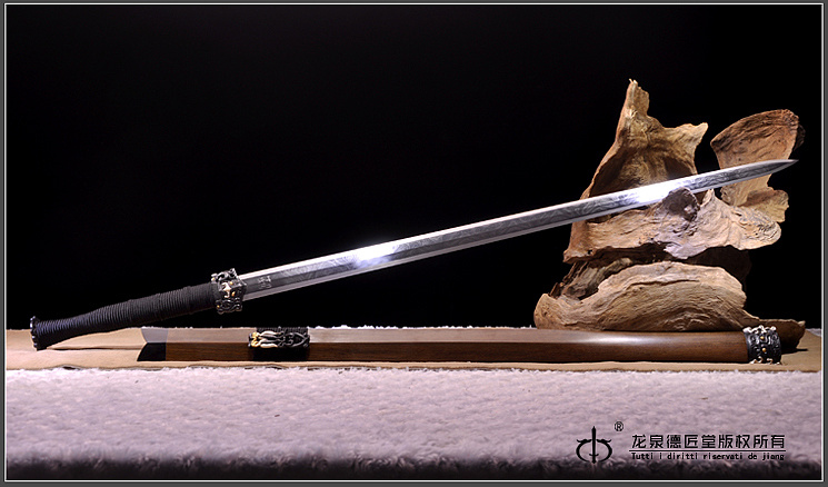 龙泉刀剑天地归一德匠自炼钢dj2687