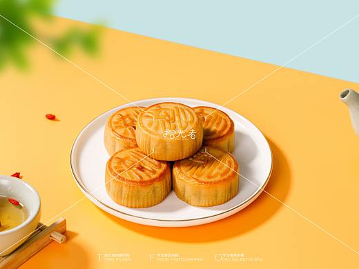 比比赞流心月饼
