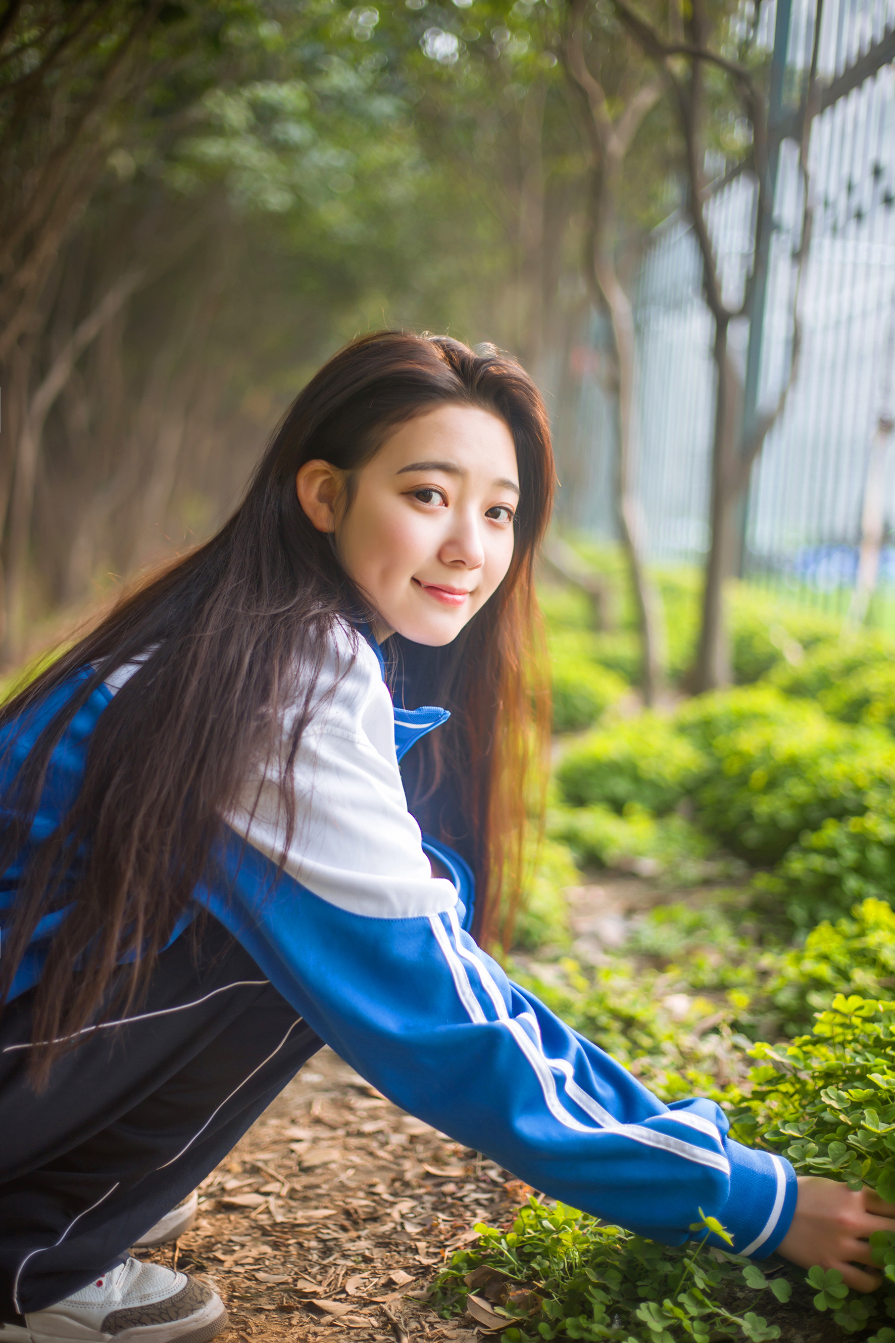 你说青春年少不怕风雨迢迢