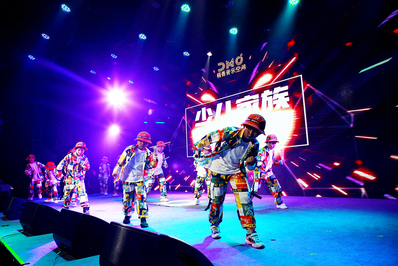 南京KidsFamily少儿街舞｜九周年少儿家族街舞超级公演（图ZMjA1MDU2NTg4） - 人文/纪实摄影 - 站酷设计师KidsFamily街舞原创素材 - 站酷ZCOOL