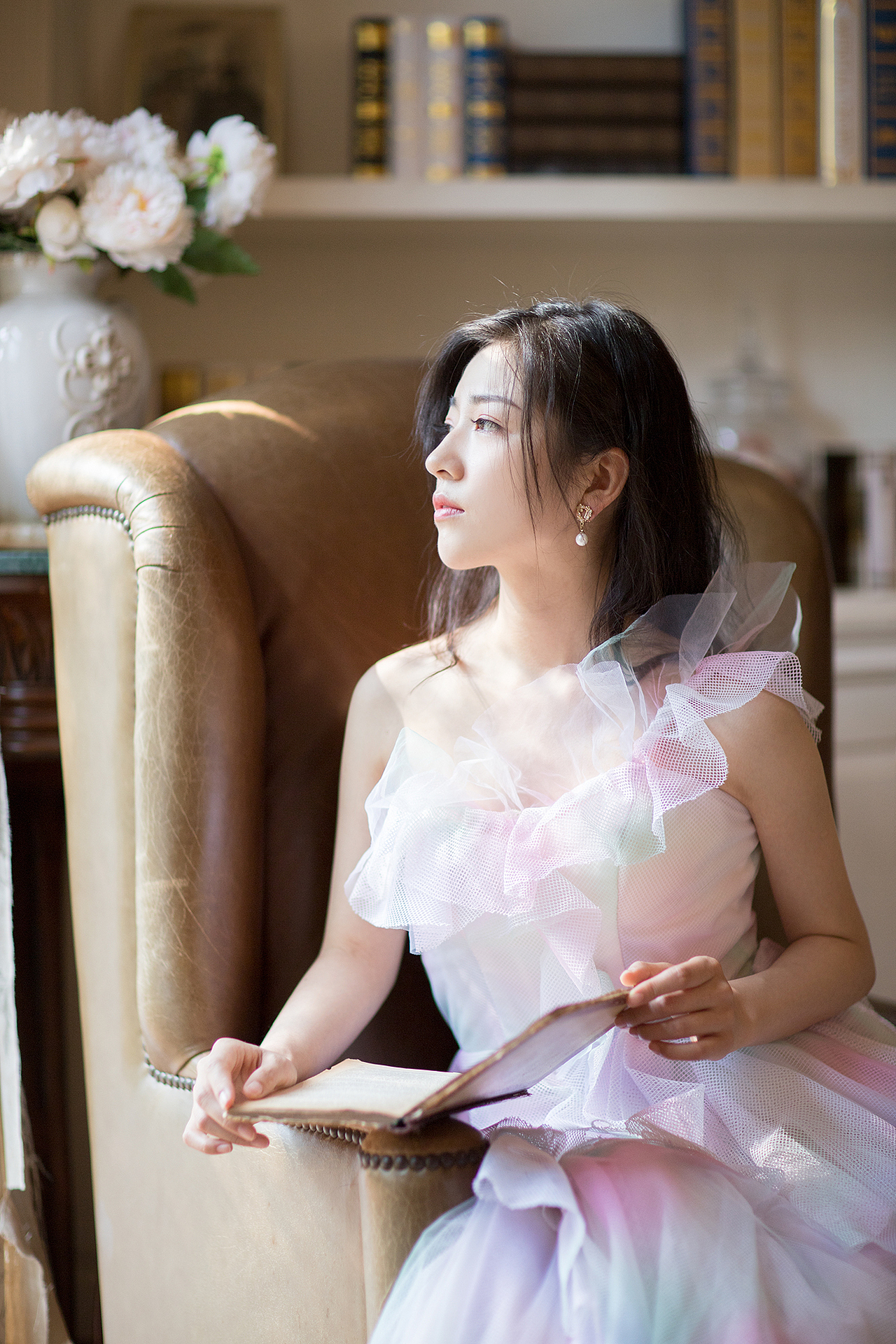 琴与光（图ZMjQyNjY1ODA4） - 人像摄影 - 站酷设计师大千Gz原创素材 - 站酷ZCOOL