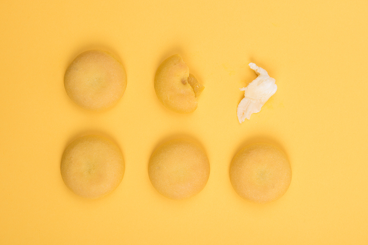 一个人的好天气软心蛋糕美食产品静物摄影