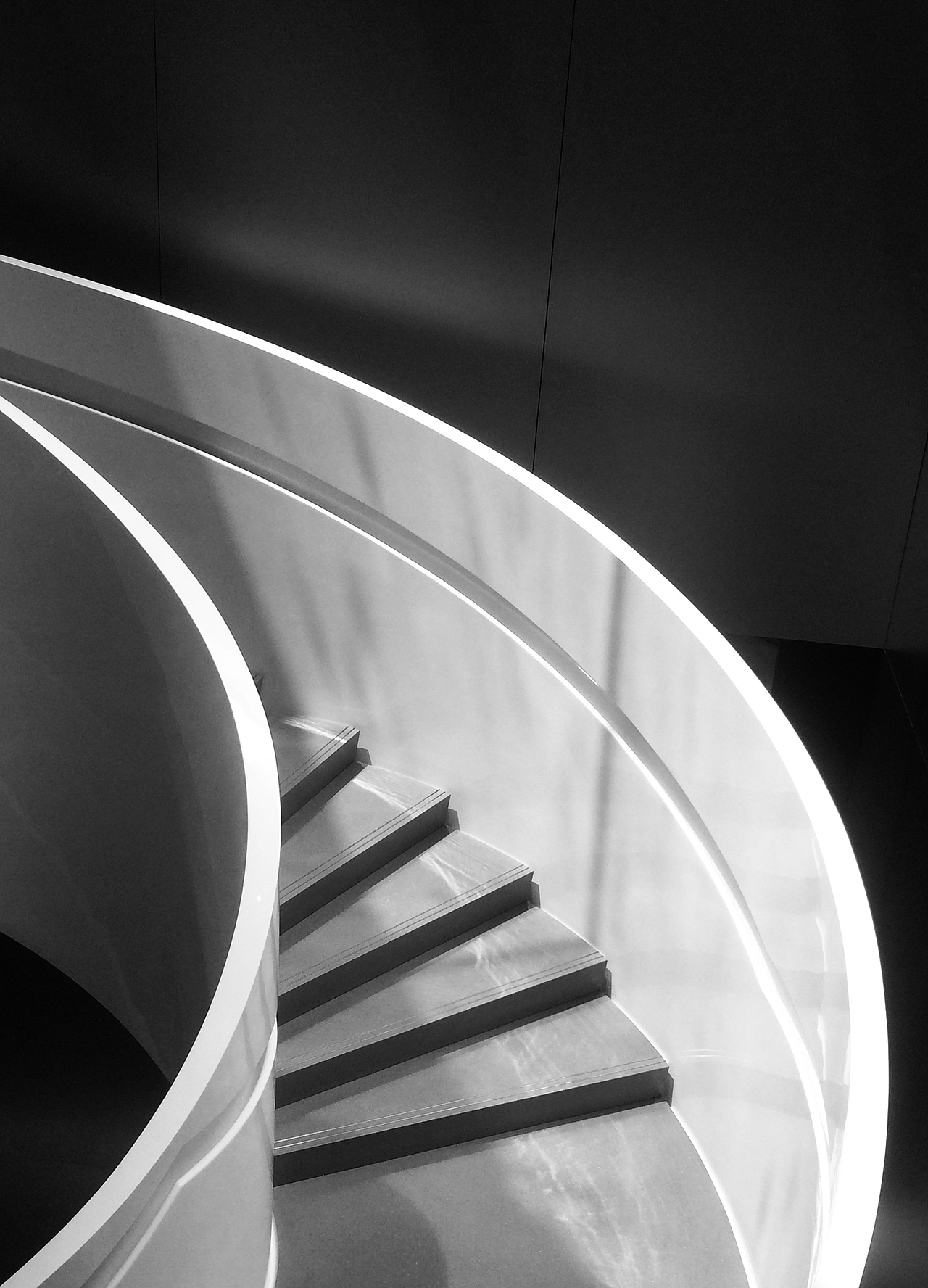 苹果体验中心旋转楼梯