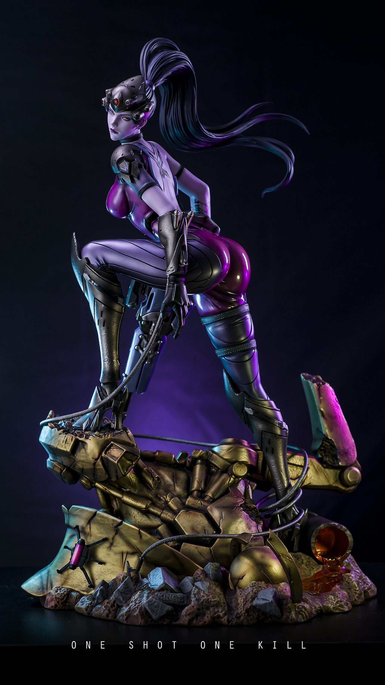 守望先锋黑百合gk雕像