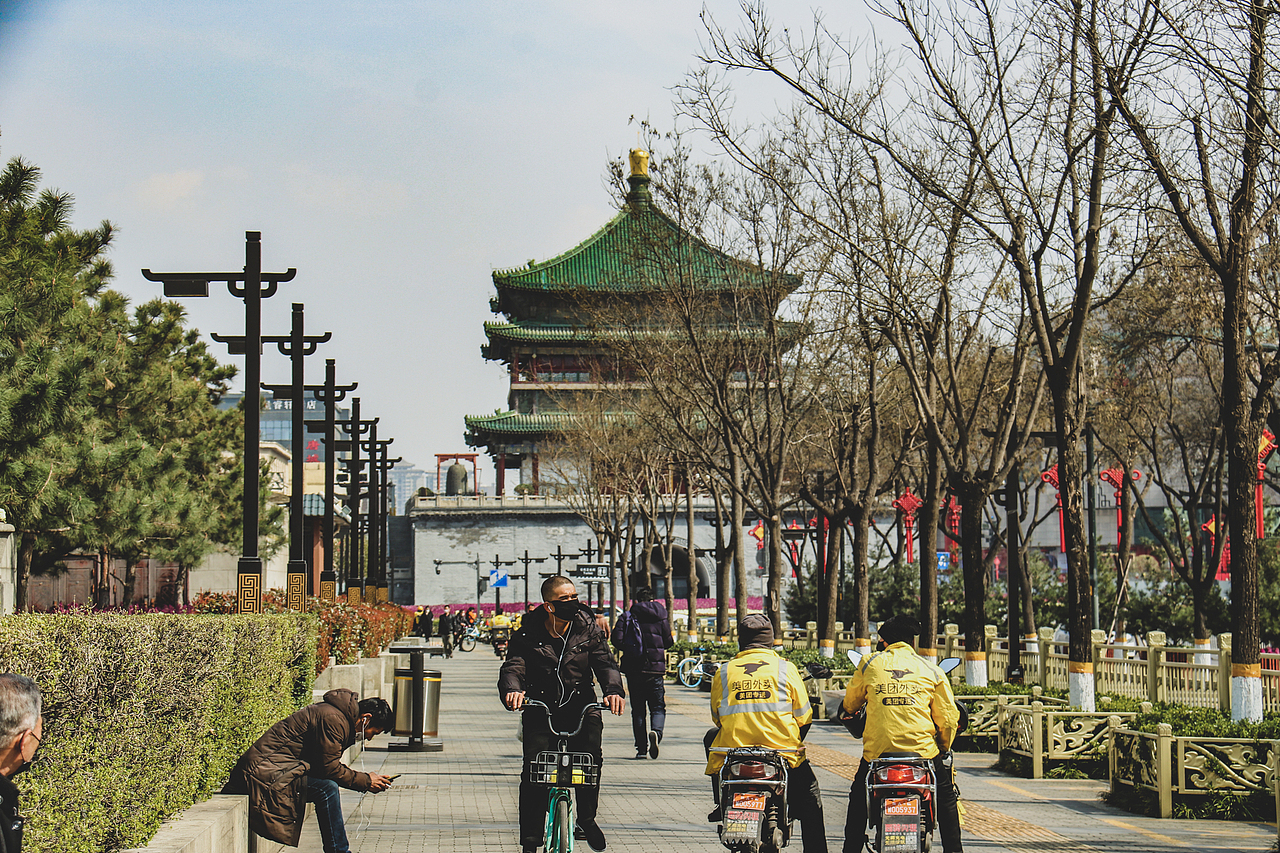 这城市就要醒了（图ZMTk5MjIyNTY4） - 人文/纪实摄影 - 站酷设计师AZWO阿斩我原创素材 - 站酷ZCOOL