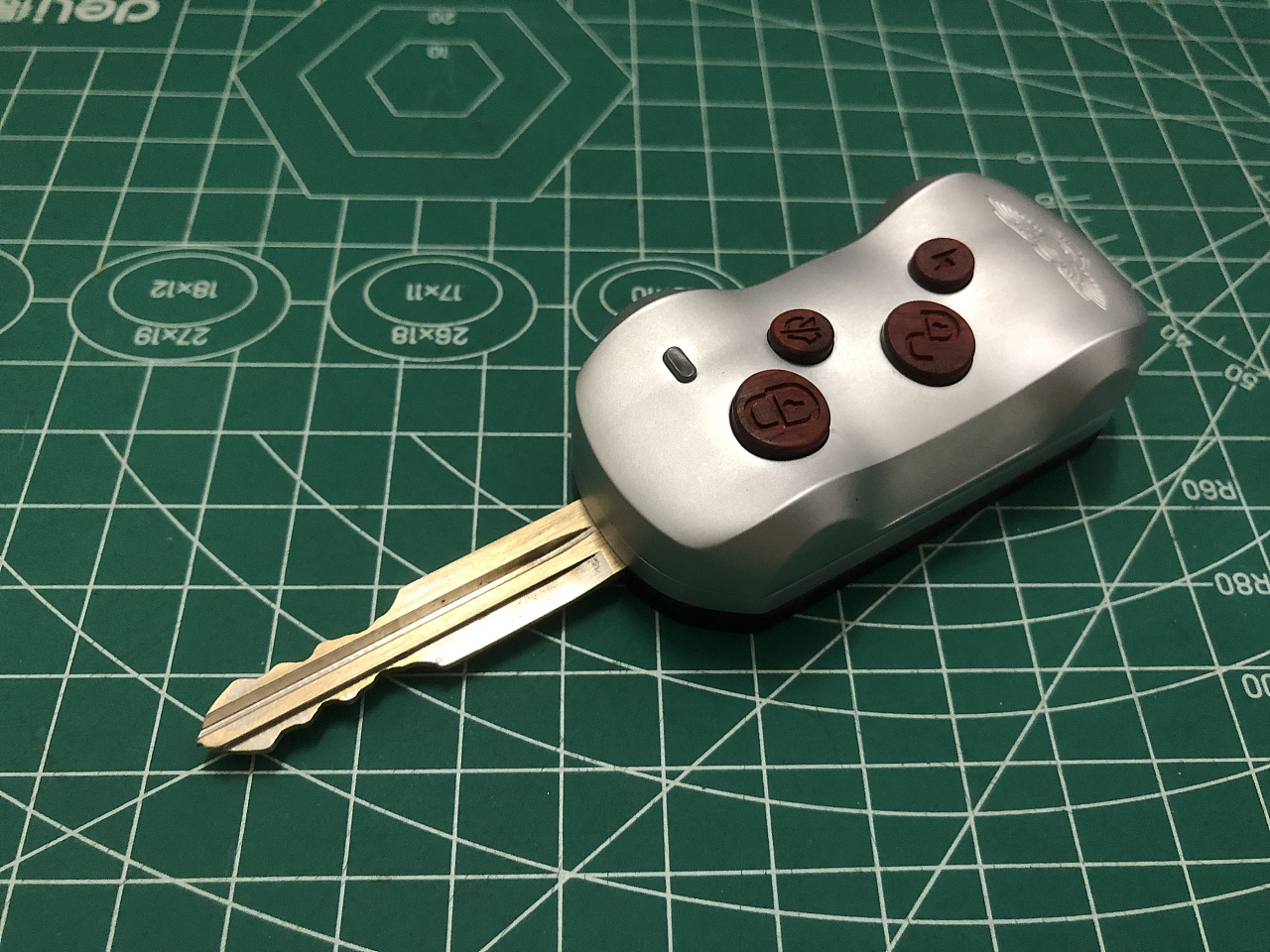 车钥匙设计自己的车钥匙改造