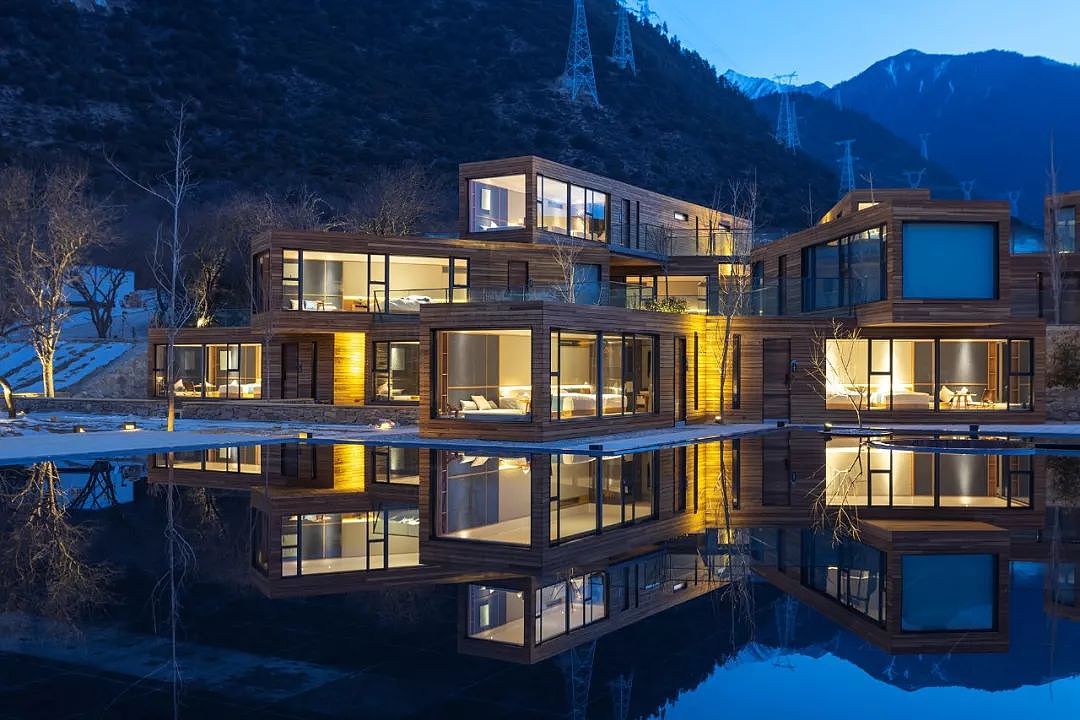 林芝 · 山泽居集装箱酒店（图ZMTY2NjQ2NTY4） - 建筑设计 - 站酷设计师HUJI互集原创素材 - 站酷ZCOOL