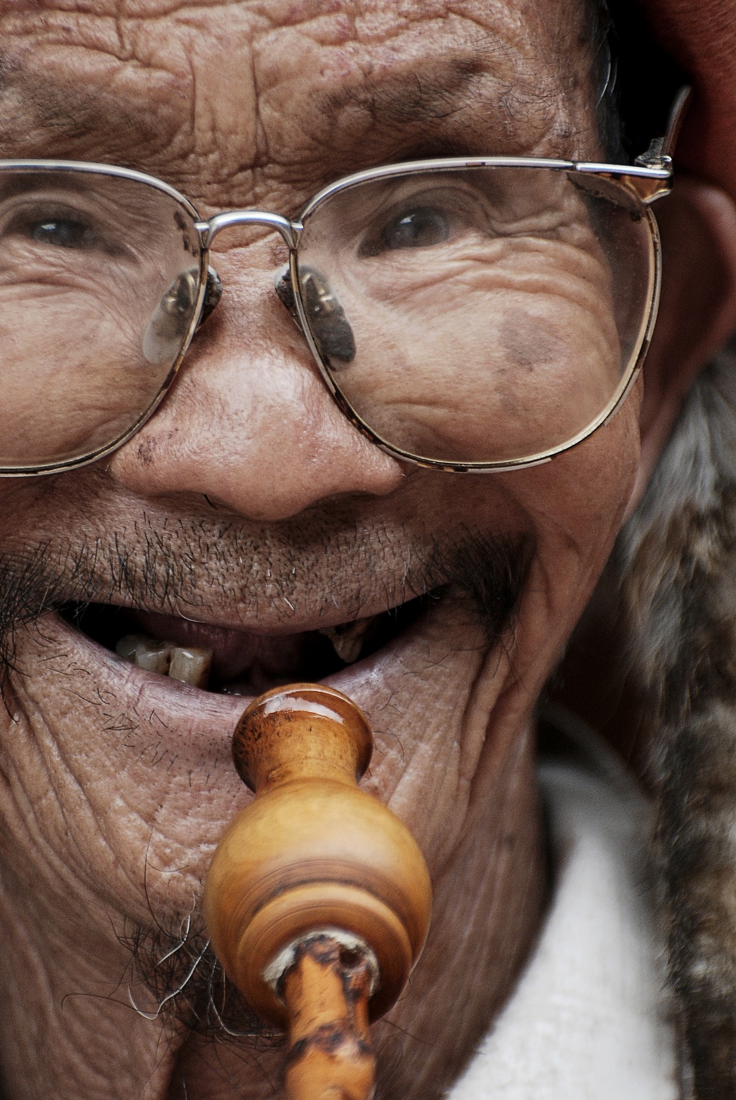 微笑的老人|摄影|人文/纪实|5211314weichen - 原创作品 - 站酷 (ZCOOL)