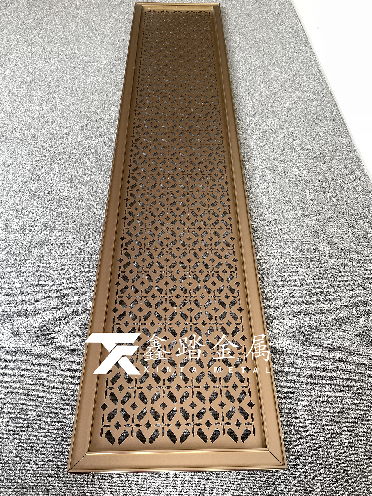 真空电镀玫瑰金不锈钢激光花格屏风