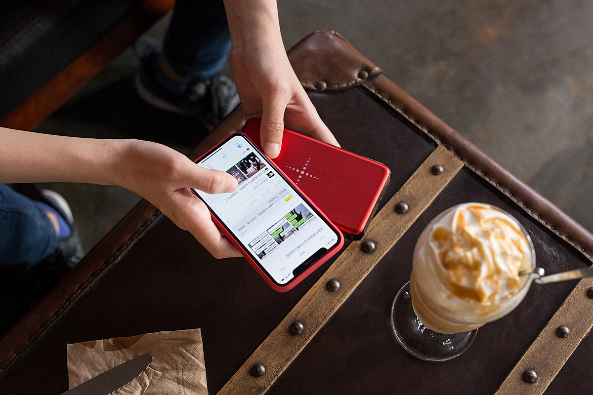 品牌案例丨台电W10 无线发射移动电源（图ZMTI1MTQ2NDE2） - 产品摄影 - 站酷设计师白底图原创素材 - 站酷ZCOOL