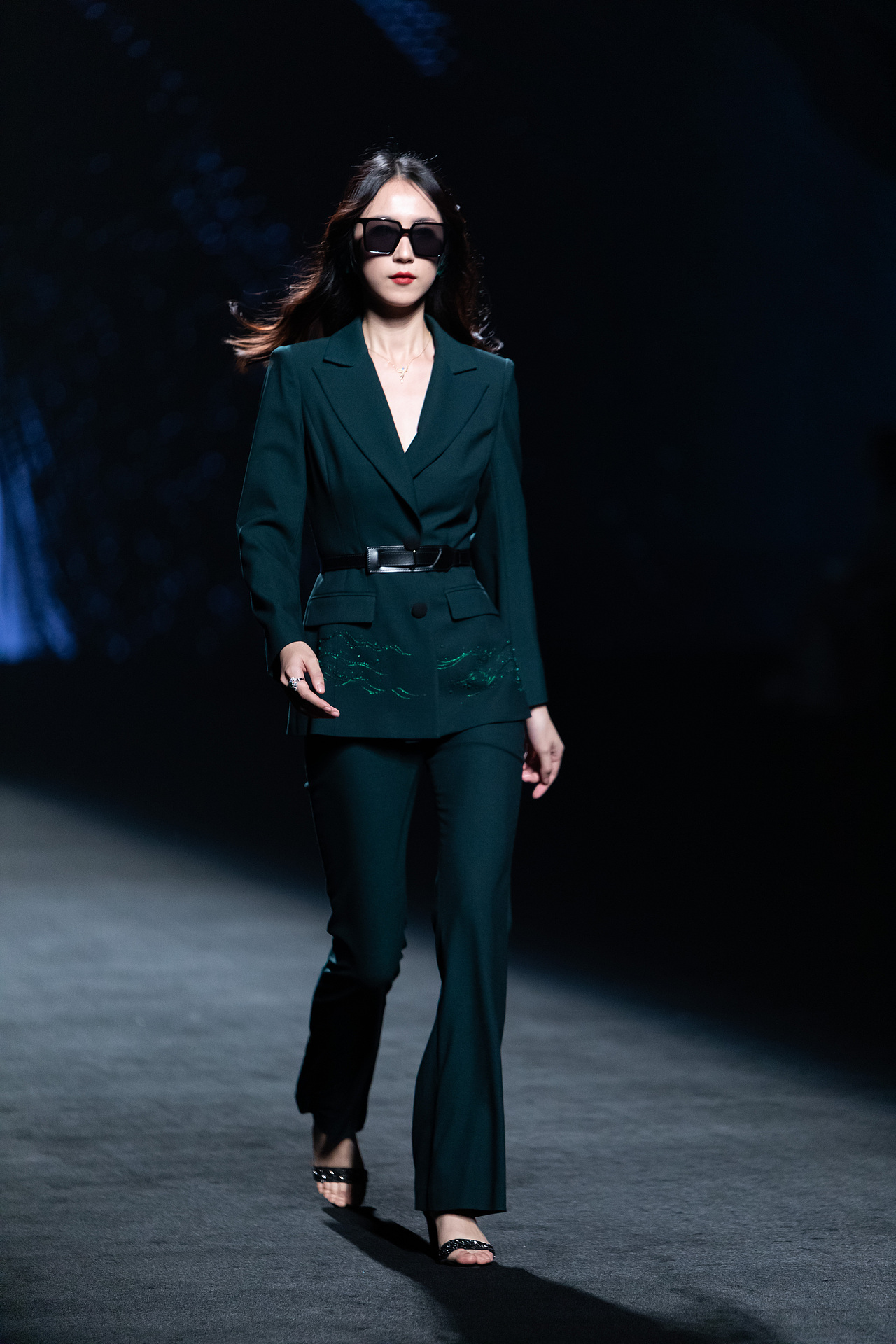 2021广东时装周：若水I NUI CHOICE 女哲.彭佩宜（图ZMjc2NjY5MDMy） - 时尚/艺术摄影 - 站酷设计师小S视觉原创素材 - 站酷ZCOOL