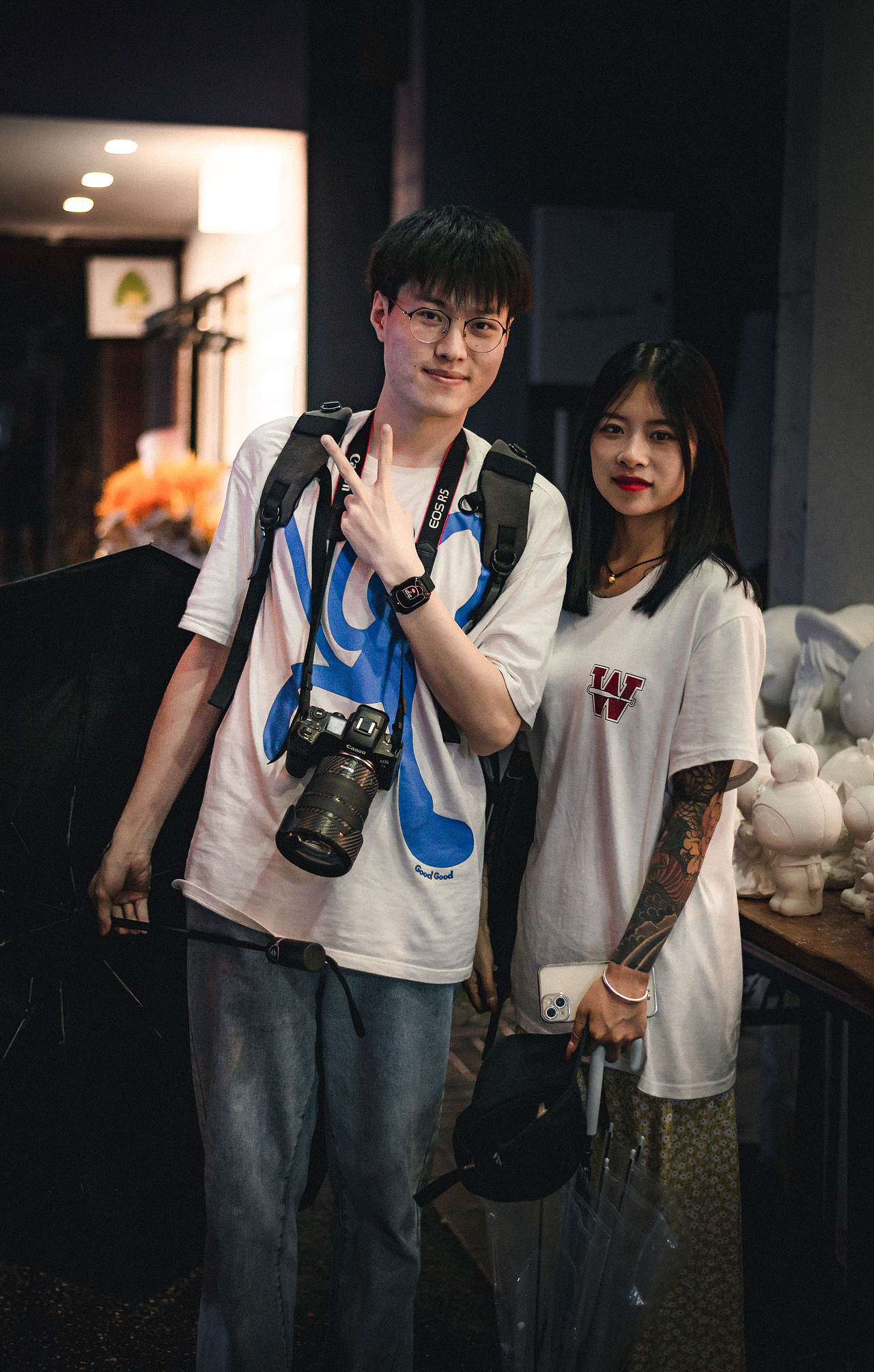 贵阳街拍4（图ZMzA5MzAwOTIw） - 人文/纪实摄影 - 站酷设计师设计师R潮原创素材 - 站酷ZCOOL