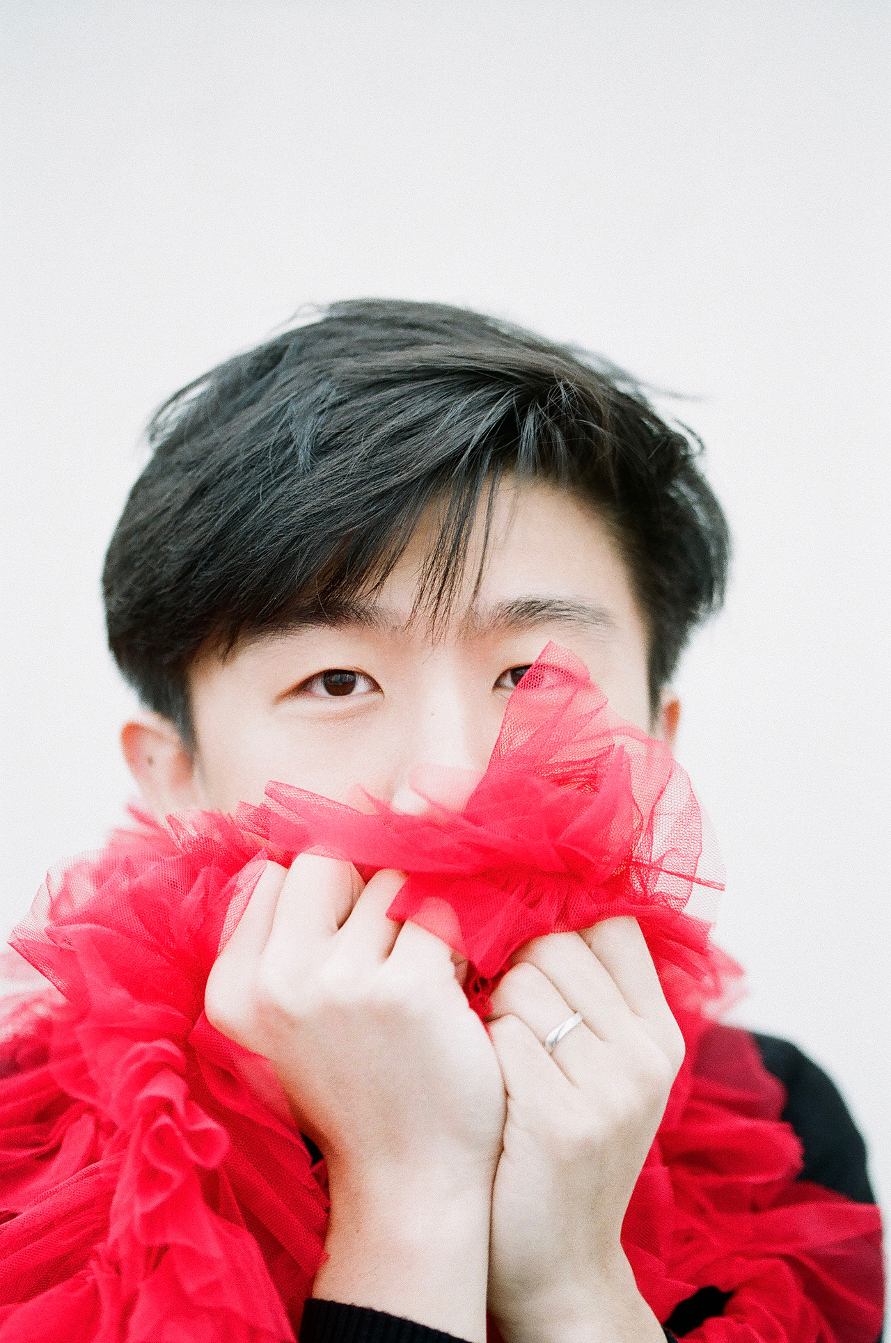 胶片 |与自己和解（图ZMzM0NDc2MzI0） - 人像摄影 - 站酷设计师挚雅Chara原创素材 - 站酷ZCOOL