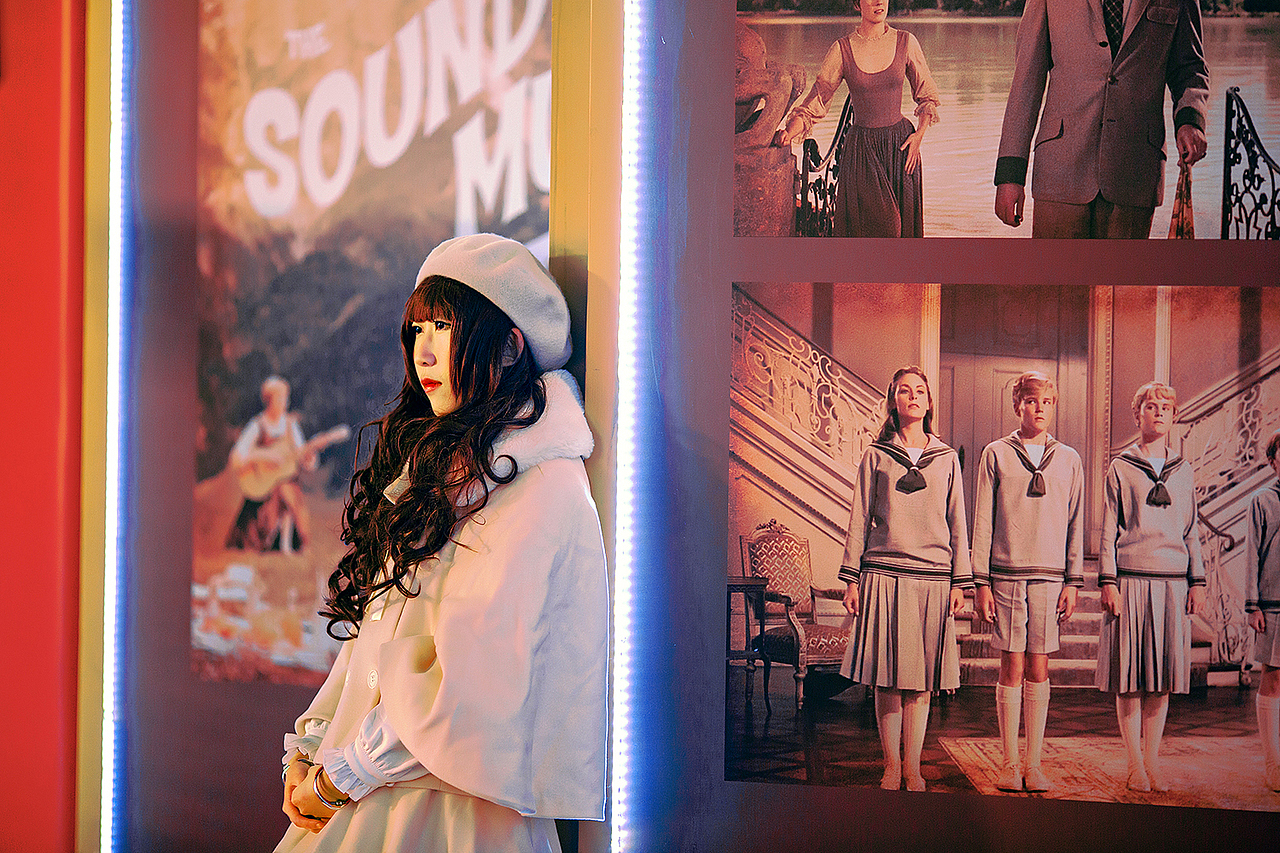 霓虹灯下（图ZNjkwMzg4NjQ=） - 人像摄影 - 站酷设计师奈何Virtues原创素材 - 站酷ZCOOL