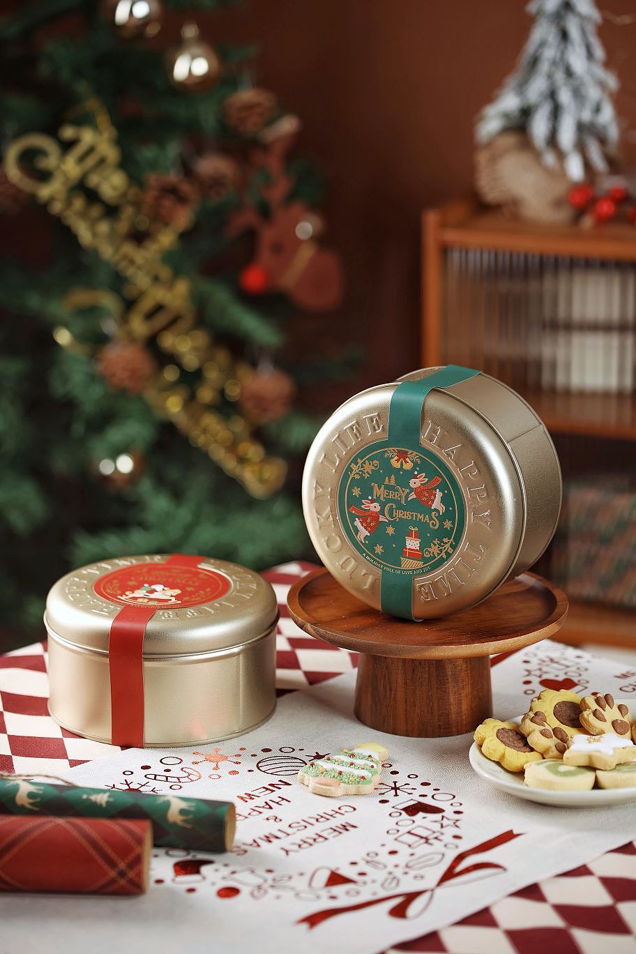 圣诞曲奇铁罐礼盒拍摄（图ZMzIwMDg3Mjg0） - 产品摄影 - 站酷设计师大酒酒原创素材 - 站酷ZCOOL