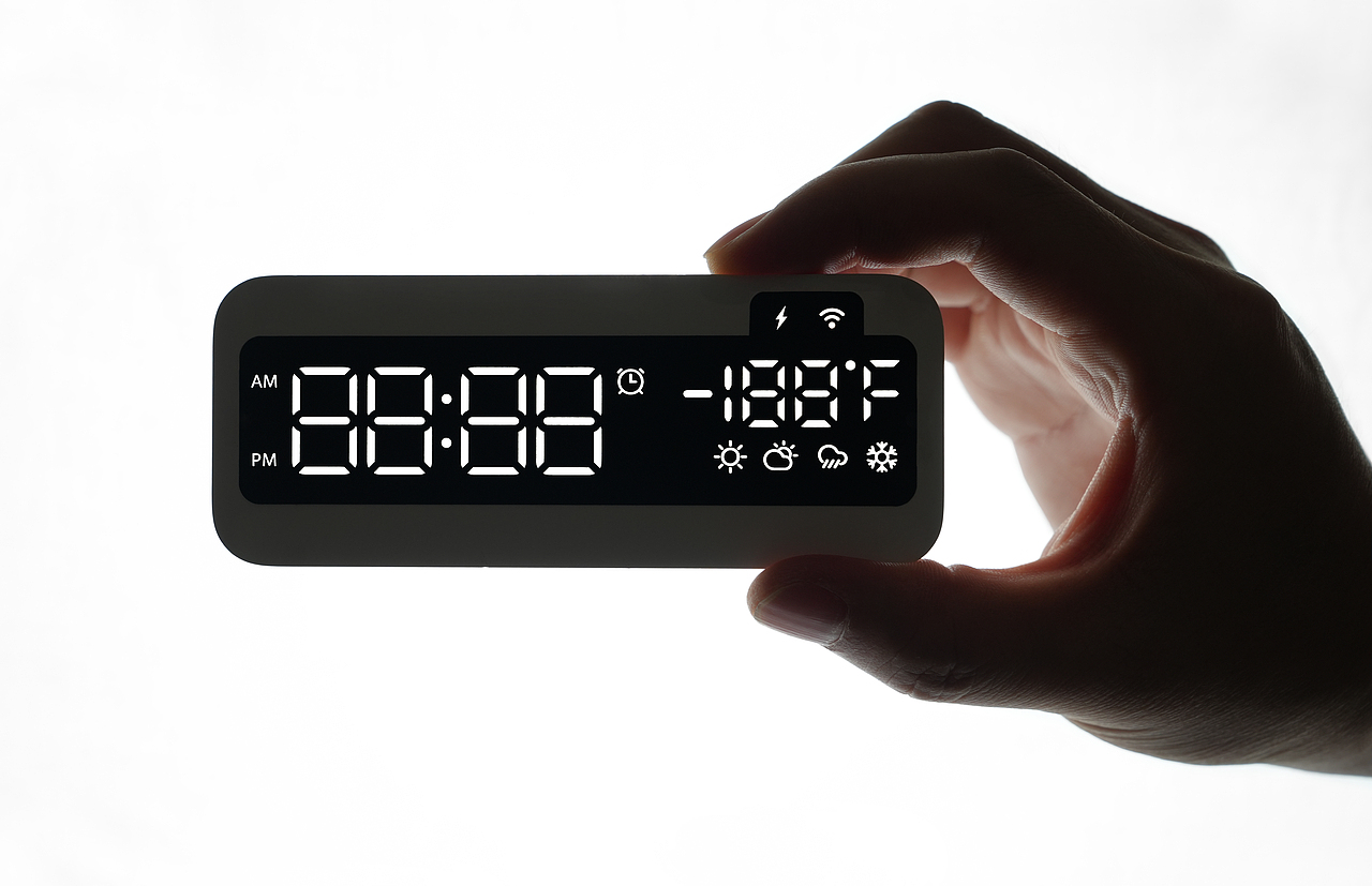 3-Port Charger
Charge up to three devices at the same time<br>MaxQC3.018W/PD20W<br>三端口充电器<br>最多同时为三台设备充电<br>MaxQC3.018W/PD20W<br>