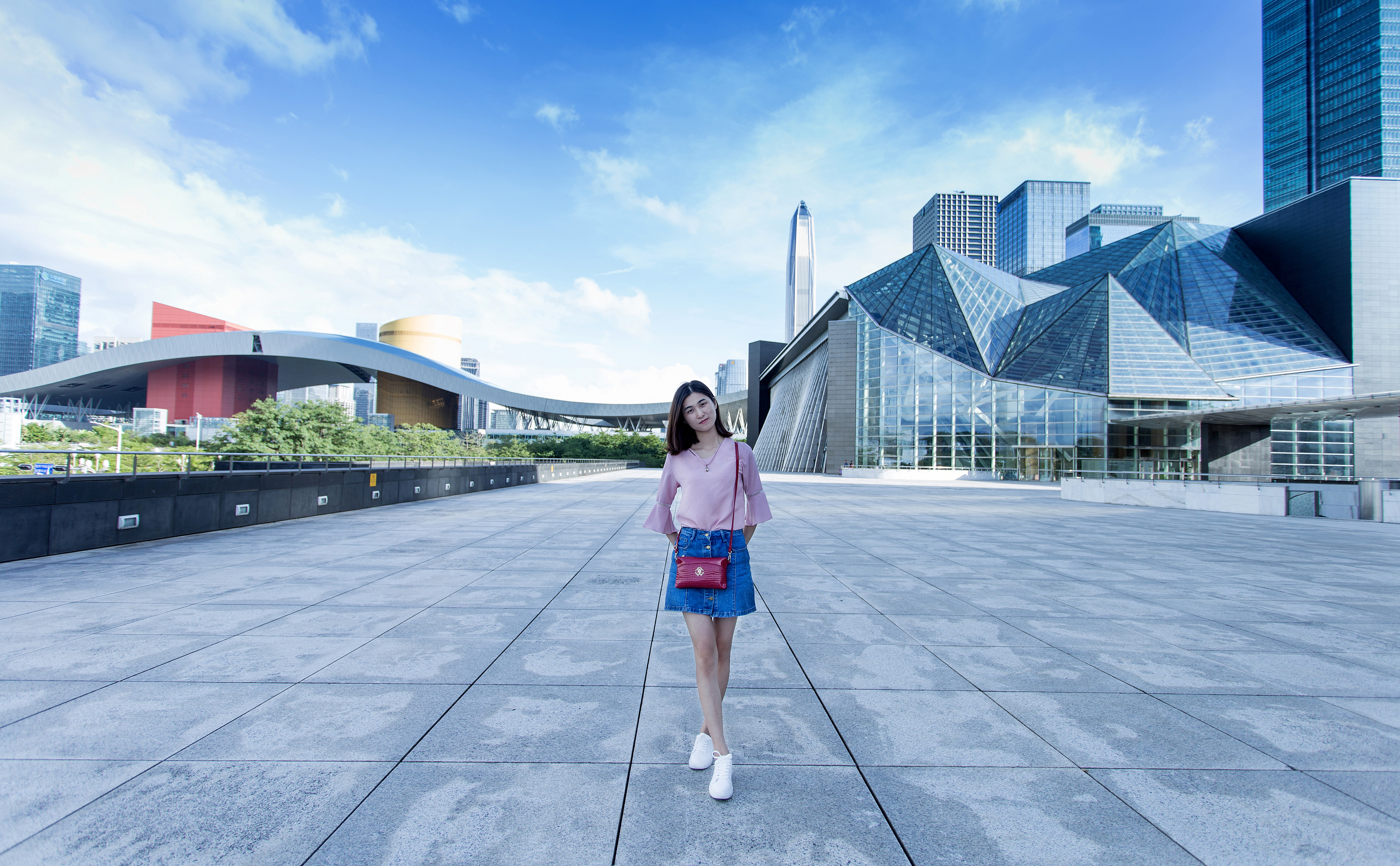 【你来过】市民中心.建筑人像