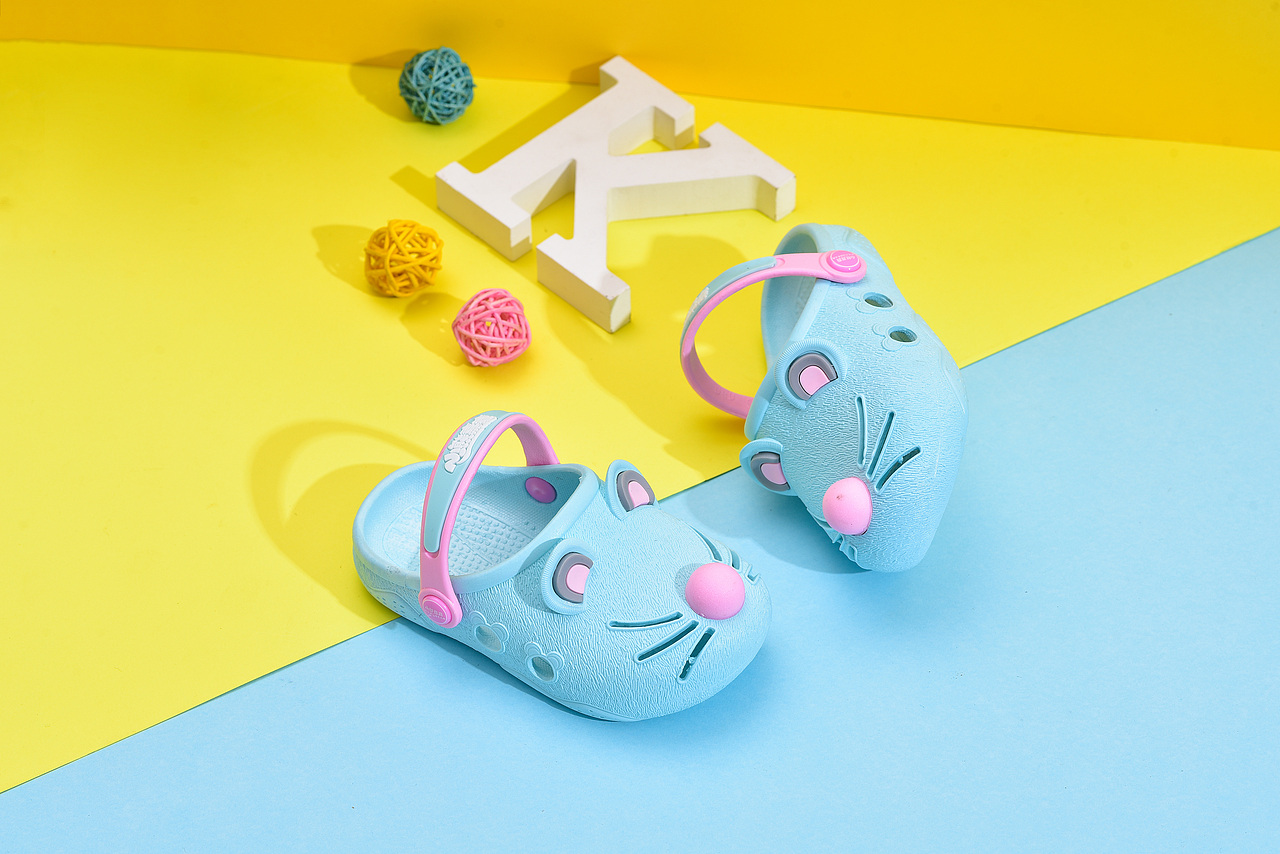 鞋子（图ZMjAwODA2MDg0） - 产品摄影 - 站酷设计师潮阳摄影原创素材 - 站酷ZCOOL