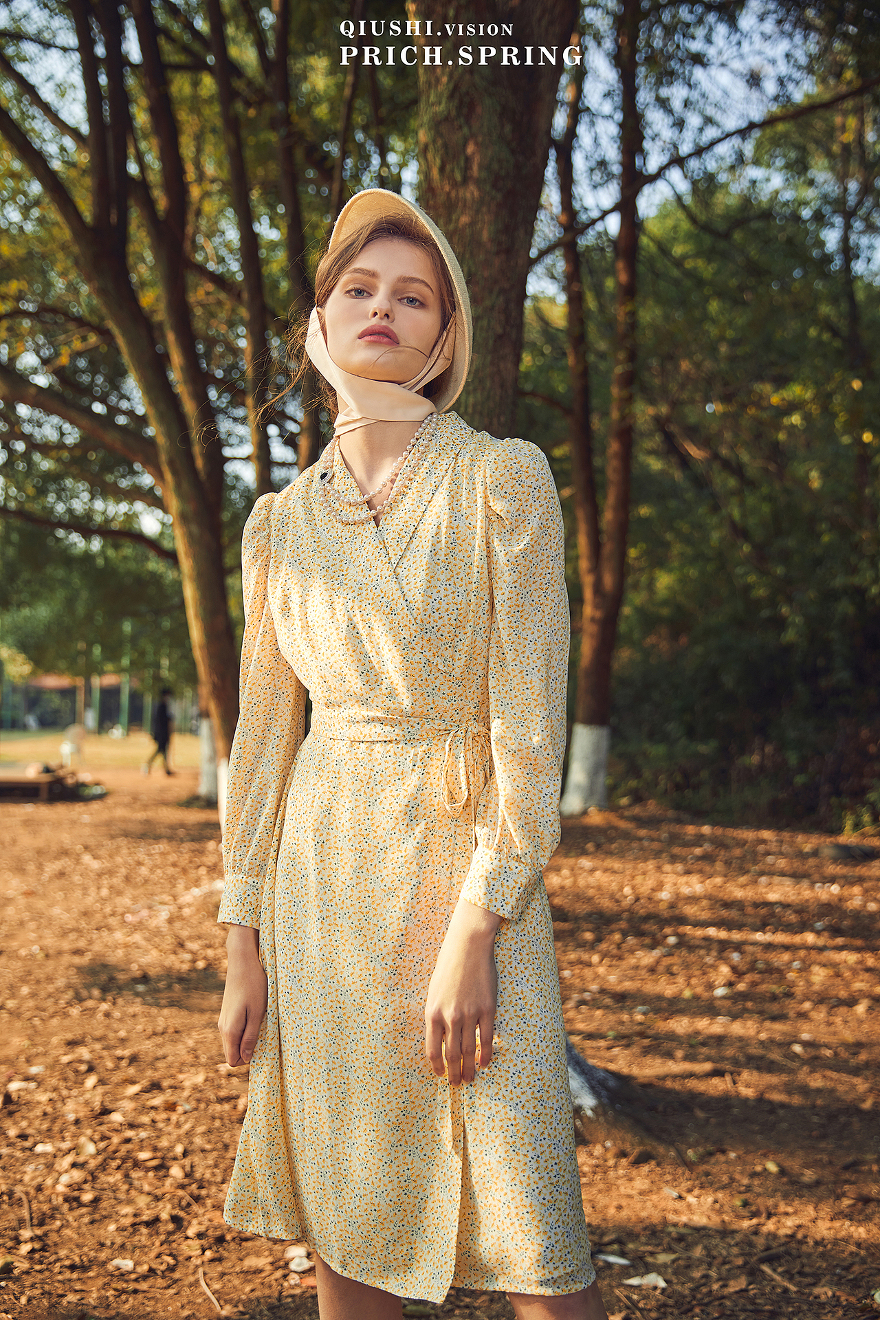 女装裙子prich外景拍摄 高端女装外景大片