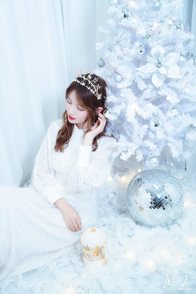 【有映画】White Christmas（图ZMTM5ODUxNDIw） - 人像摄影 - 站酷设计师游弋YOUYI原创素材 - 站酷ZCOOL
