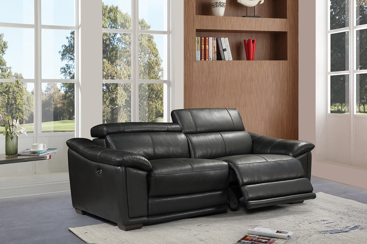 东莞家具摄影,东莞画册设计,双人沙发床现场拍摄图