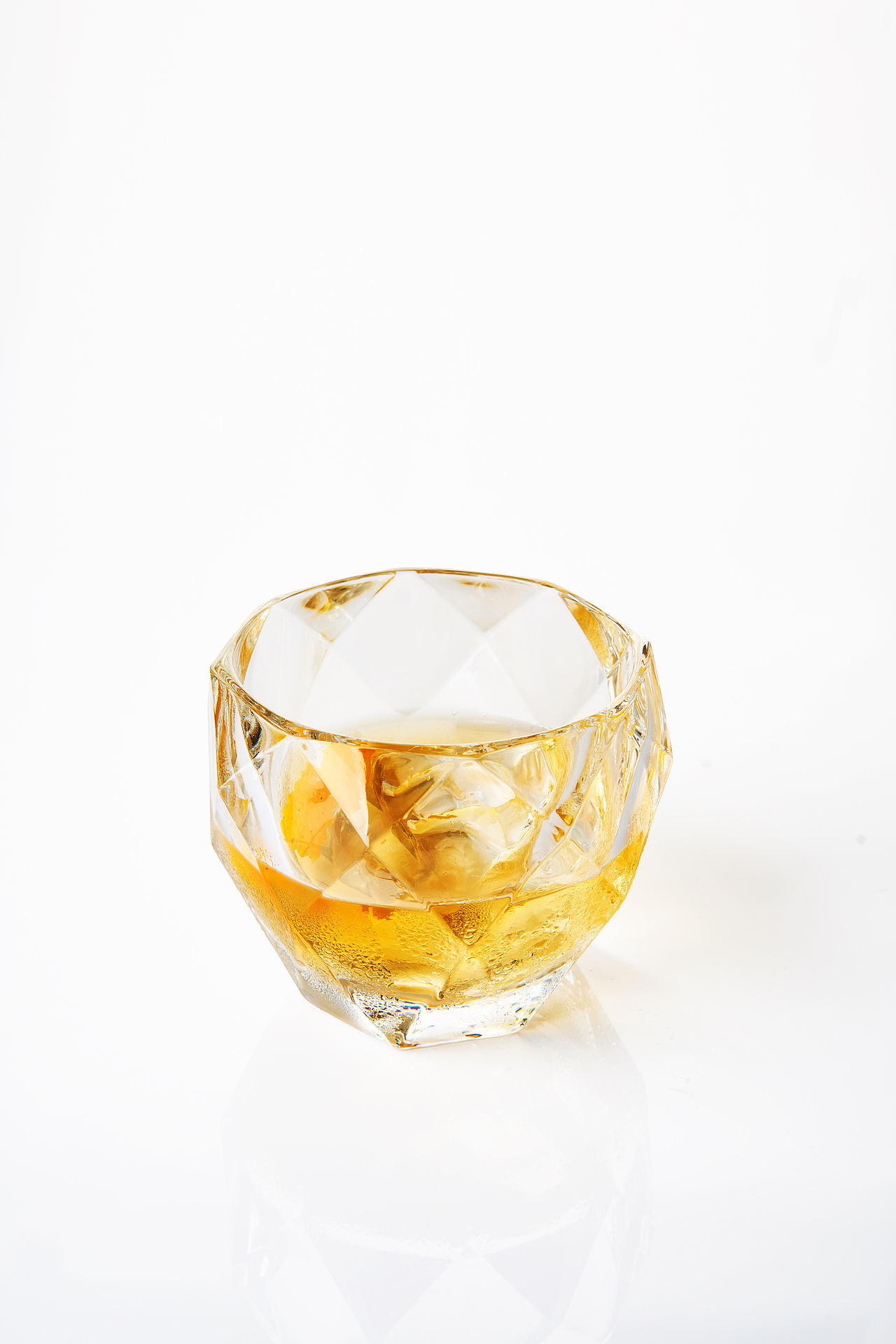 鸡尾酒系列（图ZMTMzMzMyNzI4） - 产品摄影 - 站酷设计师鉴康原创素材 - 站酷ZCOOL