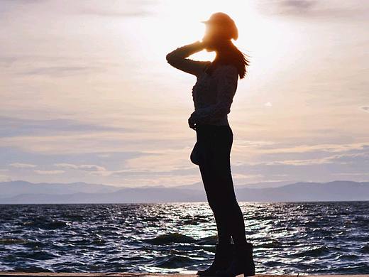 等一个晴天,再相见