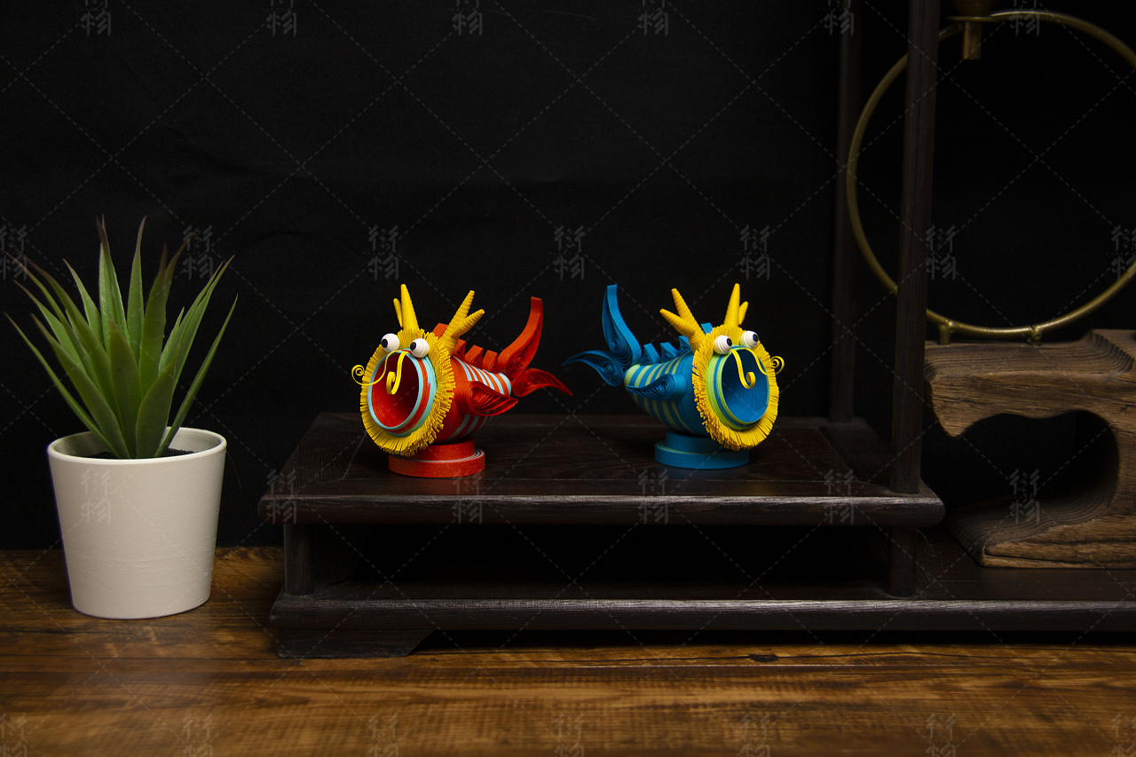 衍物- 《五色鳌鱼》衍纸摆件