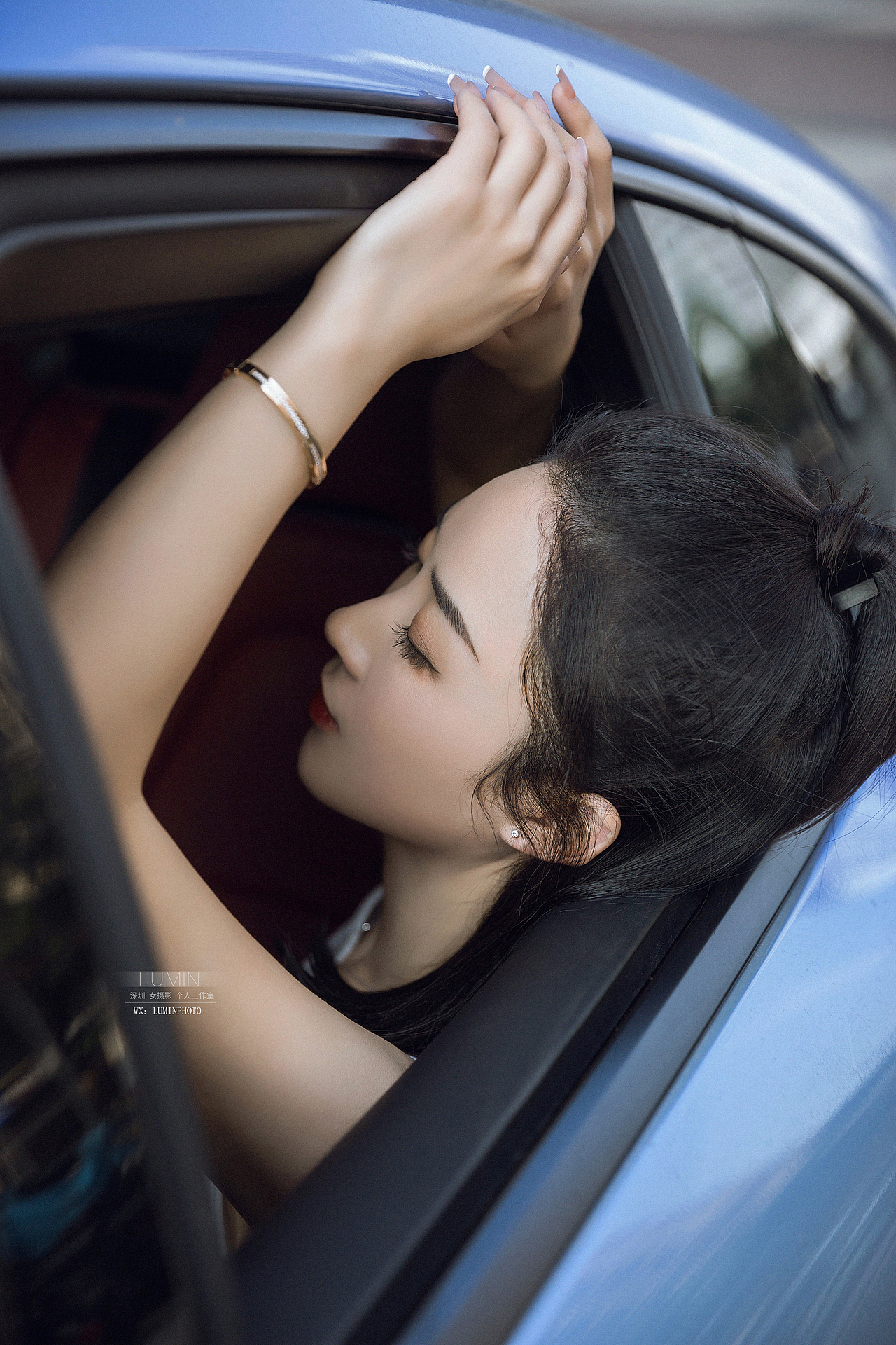 车内写真 车窗照氛围感 副驾拍照 车窗探头拍照