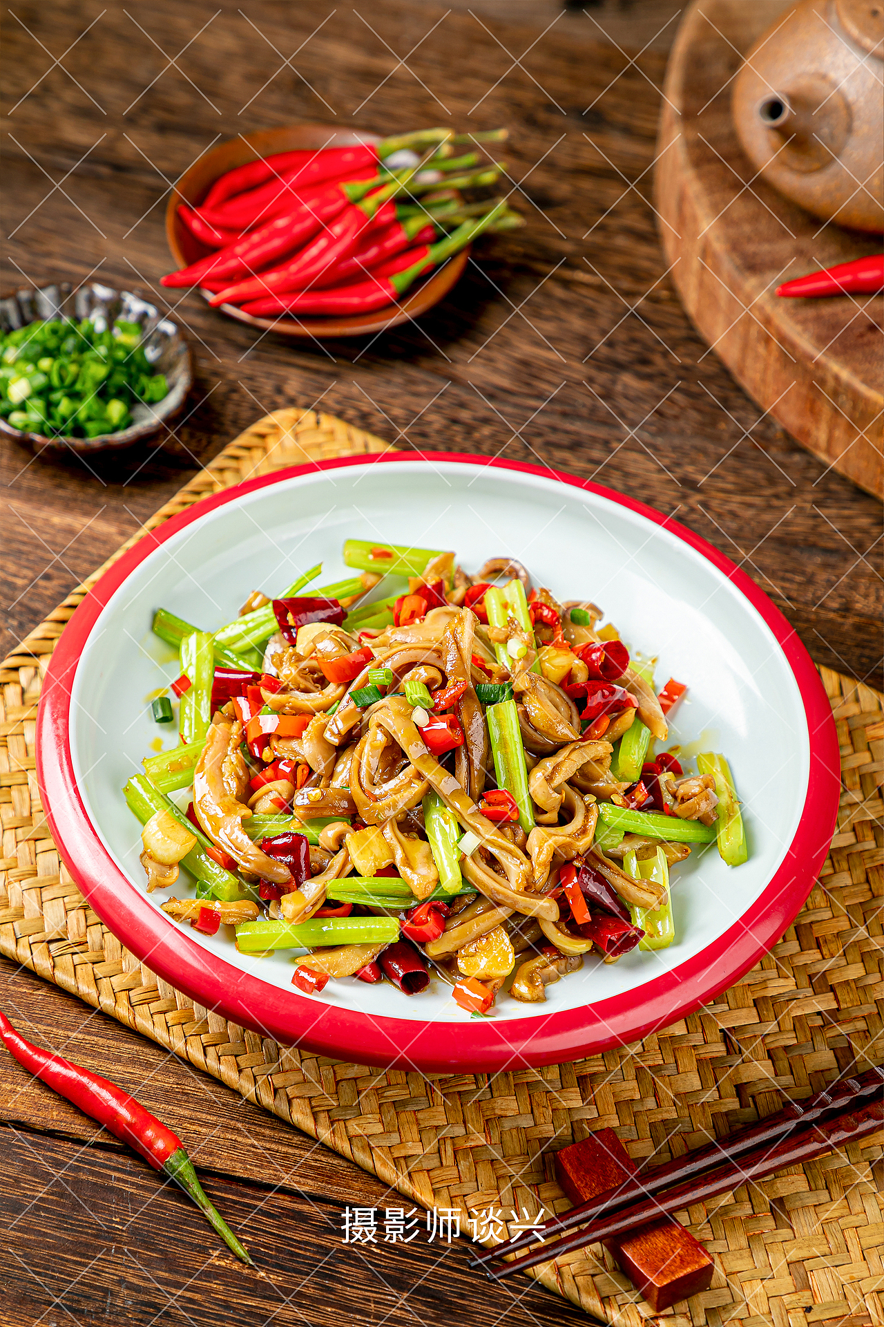 辣椒炒肉、小笋、脆肚尖半成品菜美食拍摄（图ZMjc5ODIxNzY0） - 美食摄影 - 站酷设计师会炒菜的谈师傅原创素材 - 站酷ZCOOL