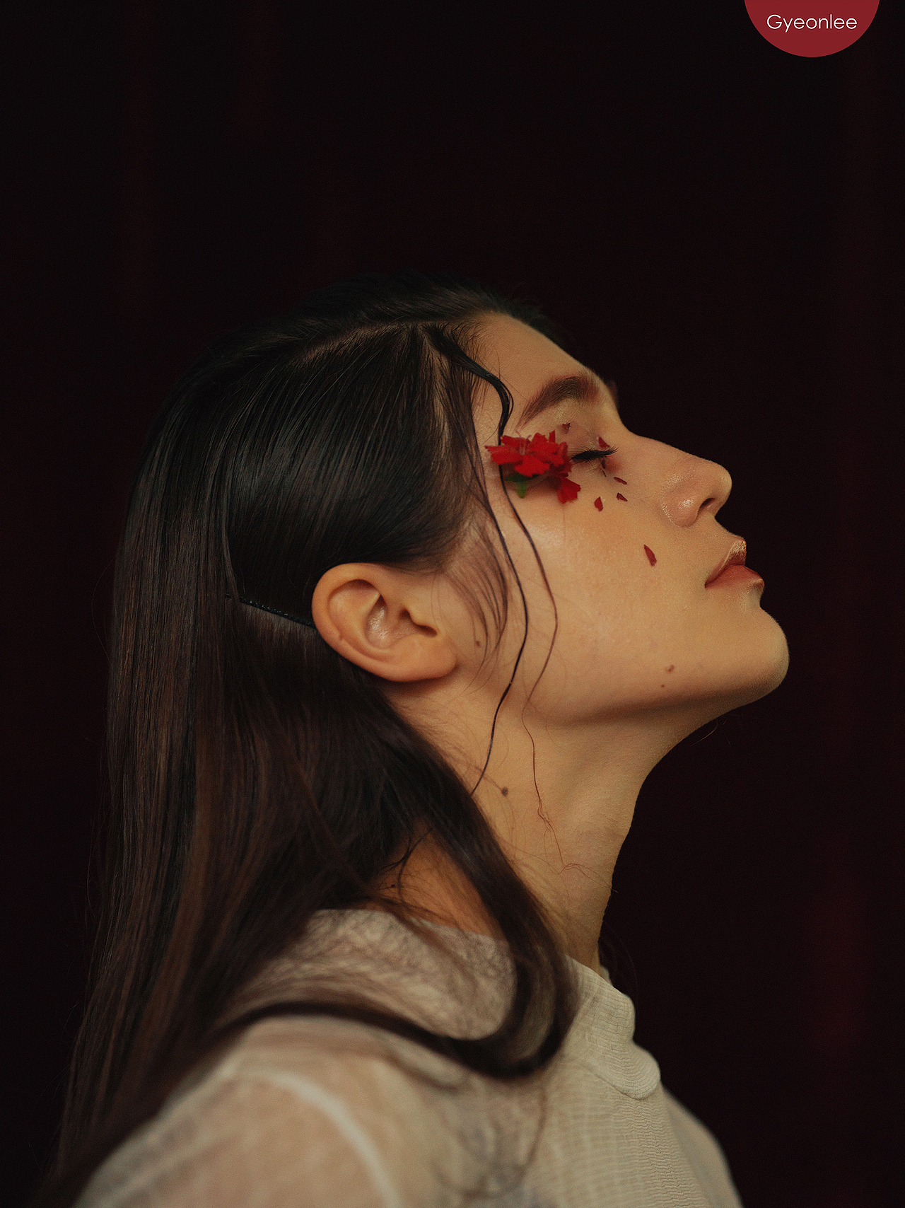 微光（图ZMTA2NjA2OTYw） - 人像摄影 - 站酷设计师gyeonlee原创素材 - 站酷ZCOOL