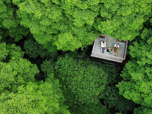 隐秘在街子古镇半山的精品民宿