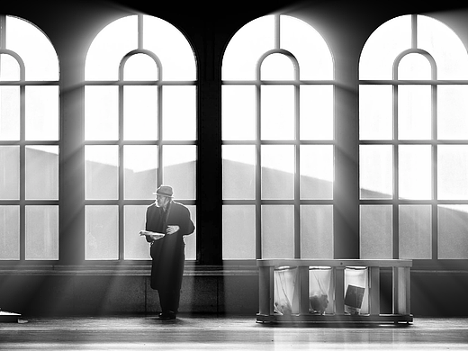 用ps滤镜做出太阳放射光束效果