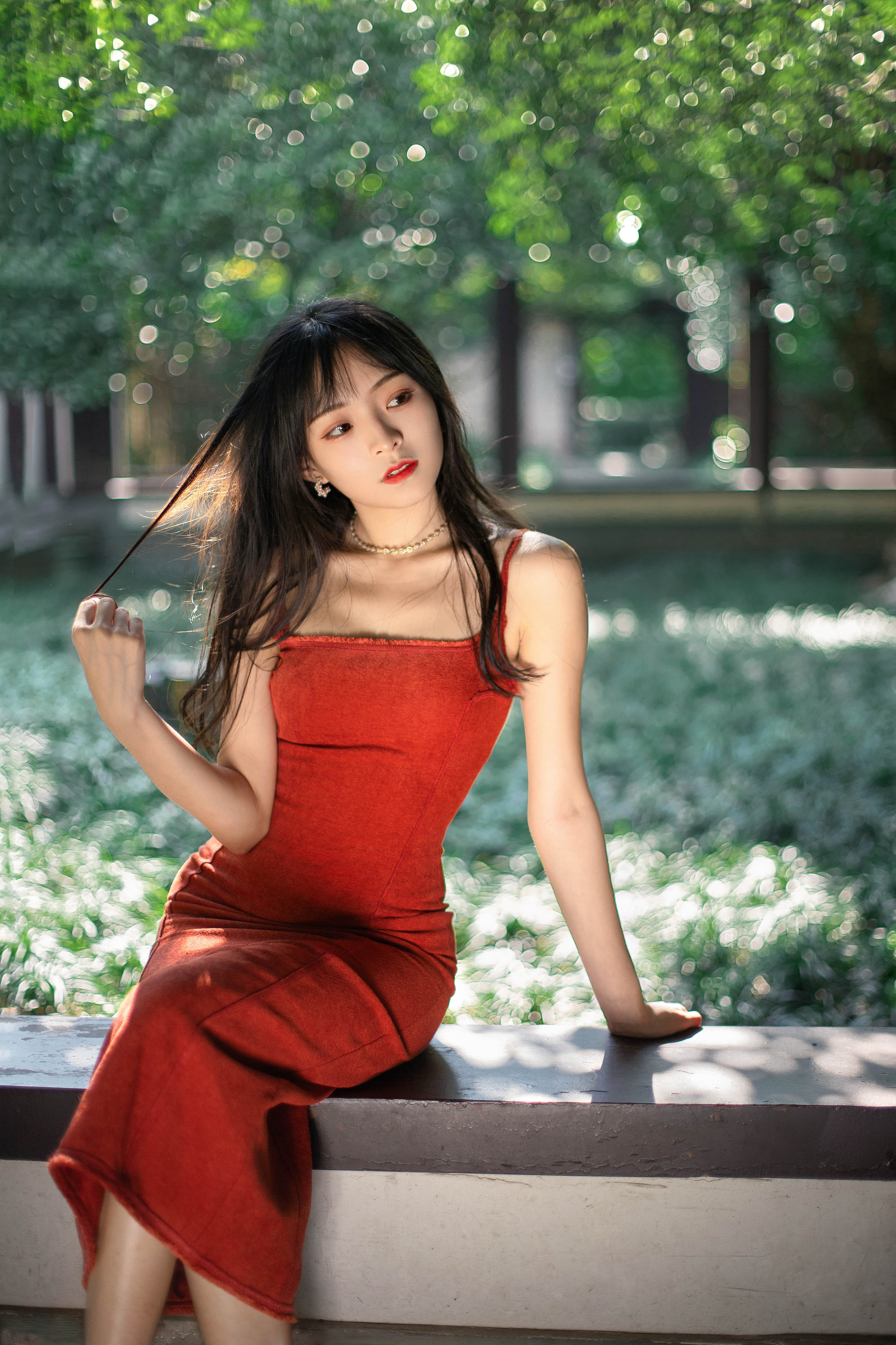 一袭红裙的温柔