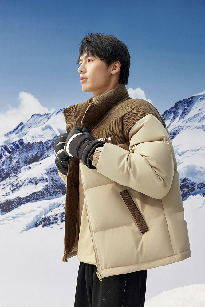 羽绒服拍摄|户外登山（图ZMzczMzkyMTc2） - 产品摄影 - 站酷设计师摄影师StellaTse原创素材 - 站酷ZCOOL
