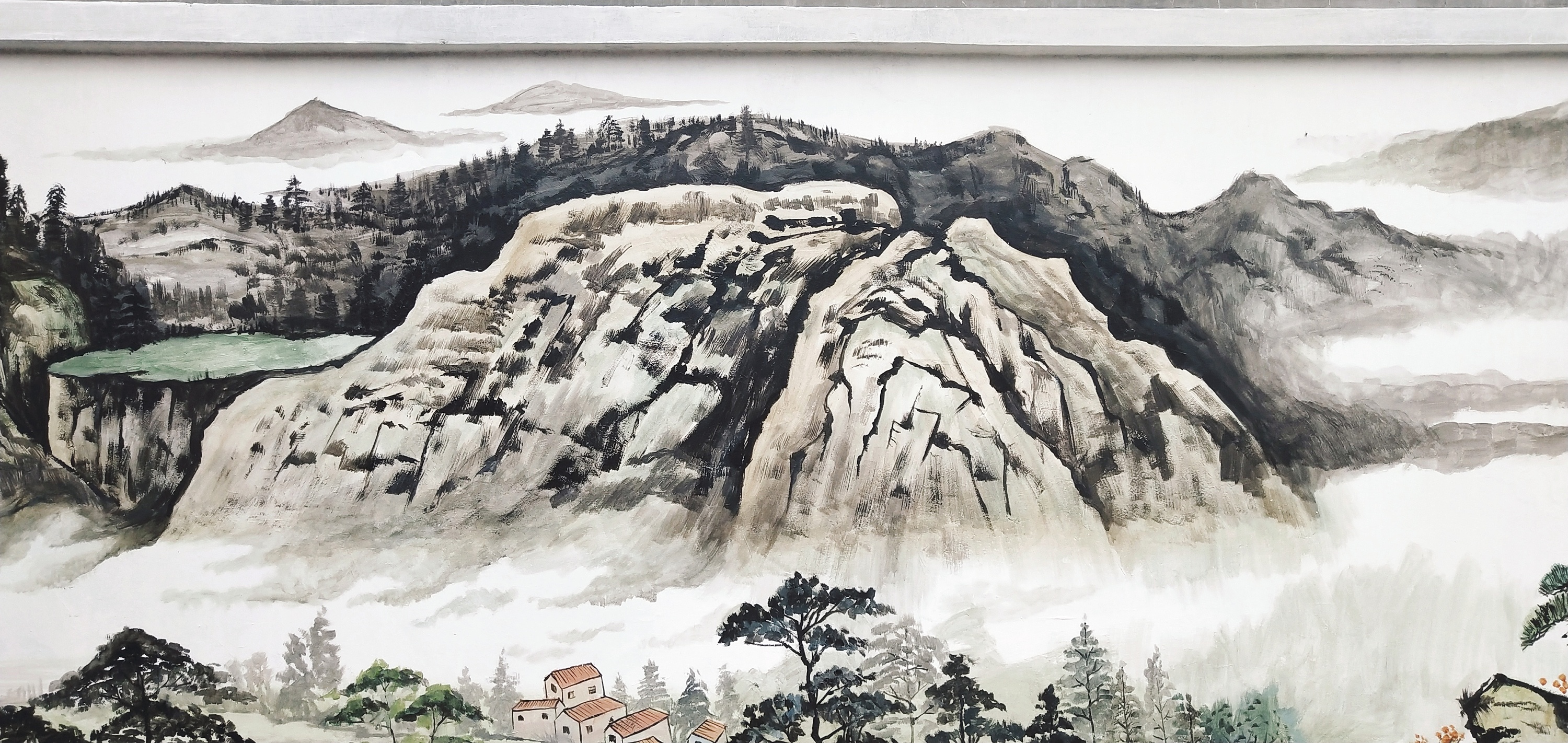 墙绘作品《烟云欢瀑》