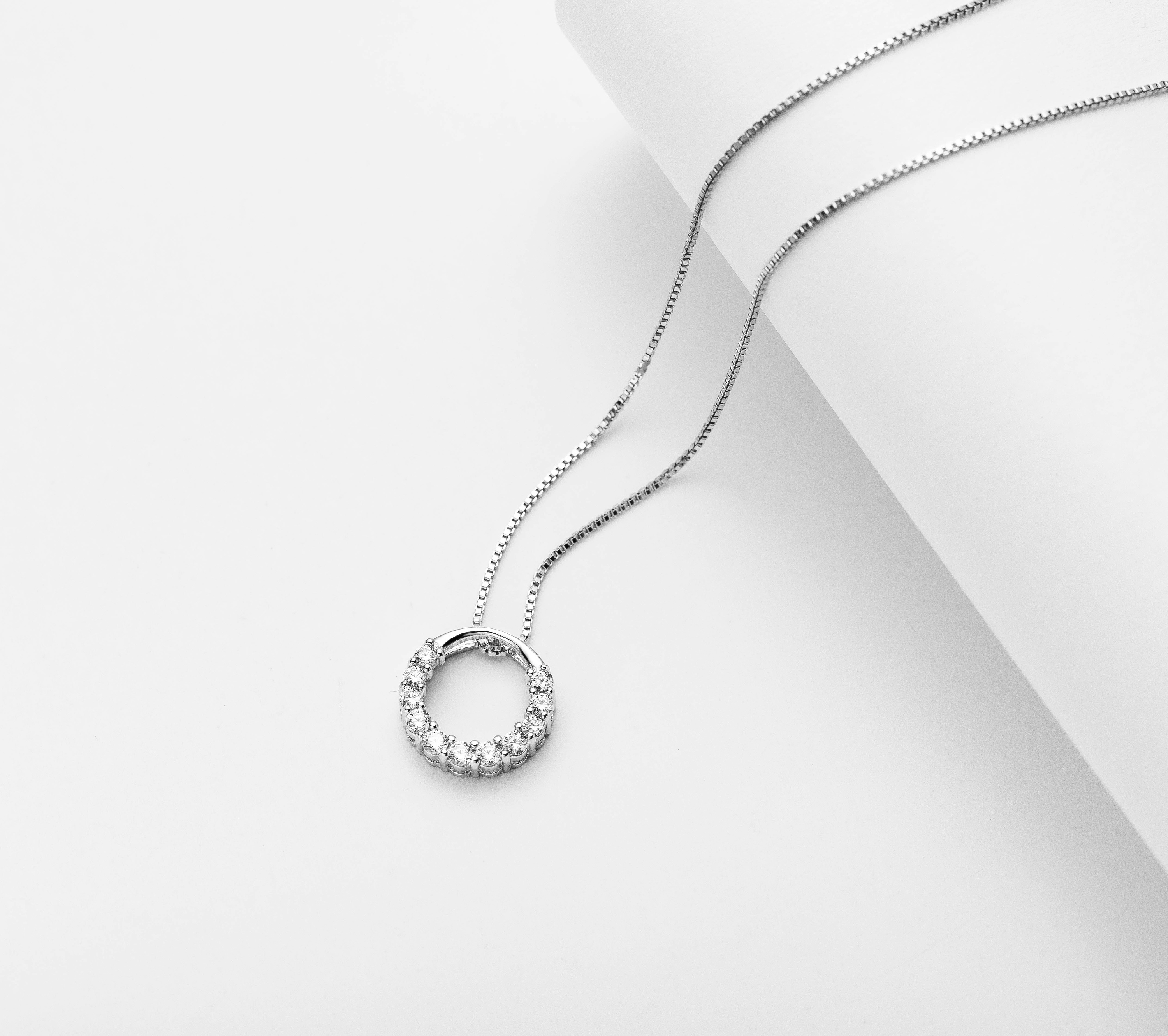 银饰品项链拍摄