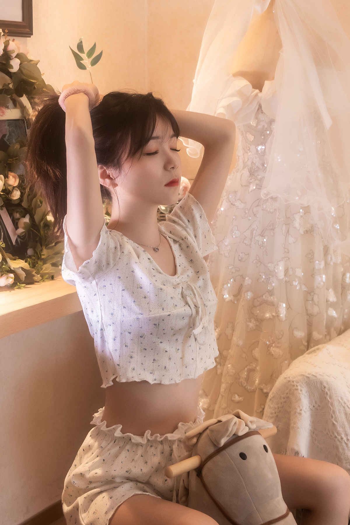 石榴花儿般丨朝上视觉工作室丨人像摄影（图ZMjI4NTA5OTYw） - 人像摄影 - 站酷设计师朝上视觉原创素材 - 站酷ZCOOL