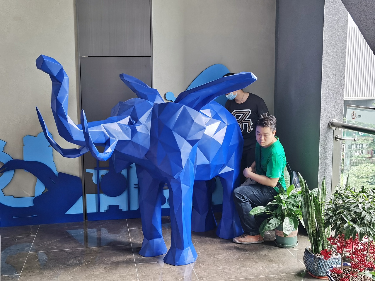 《南宁万科五象孵化器展厅设计》（图ZMjA1Njc0NjA0） - 展陈设计 - 站酷设计师倪尚原创素材 - 站酷ZCOOL