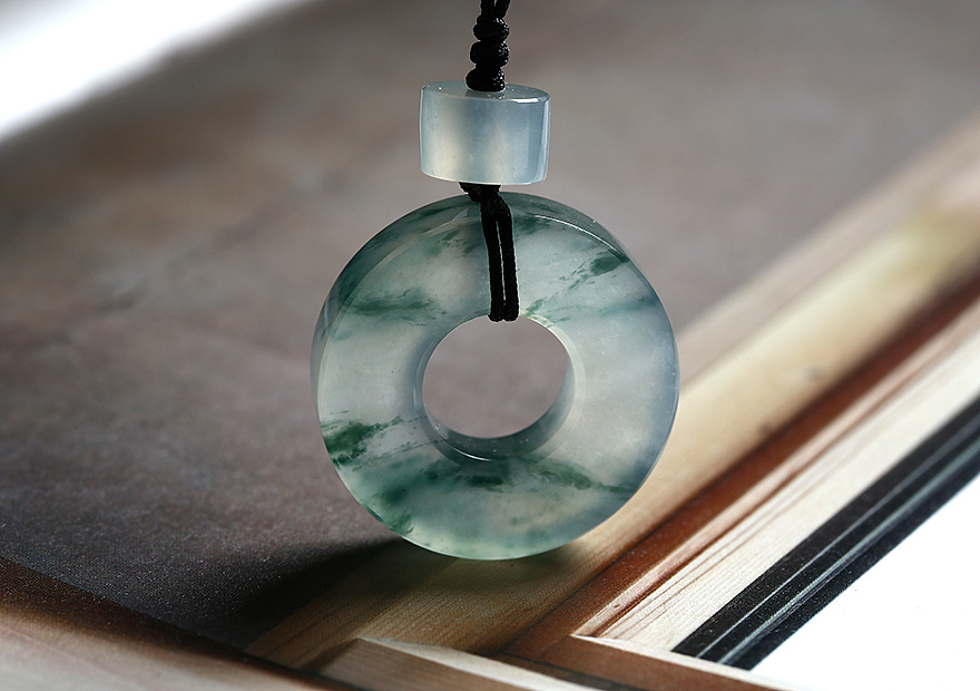 聚翠光廊—翡翠摄影—飘花怀古 平安扣