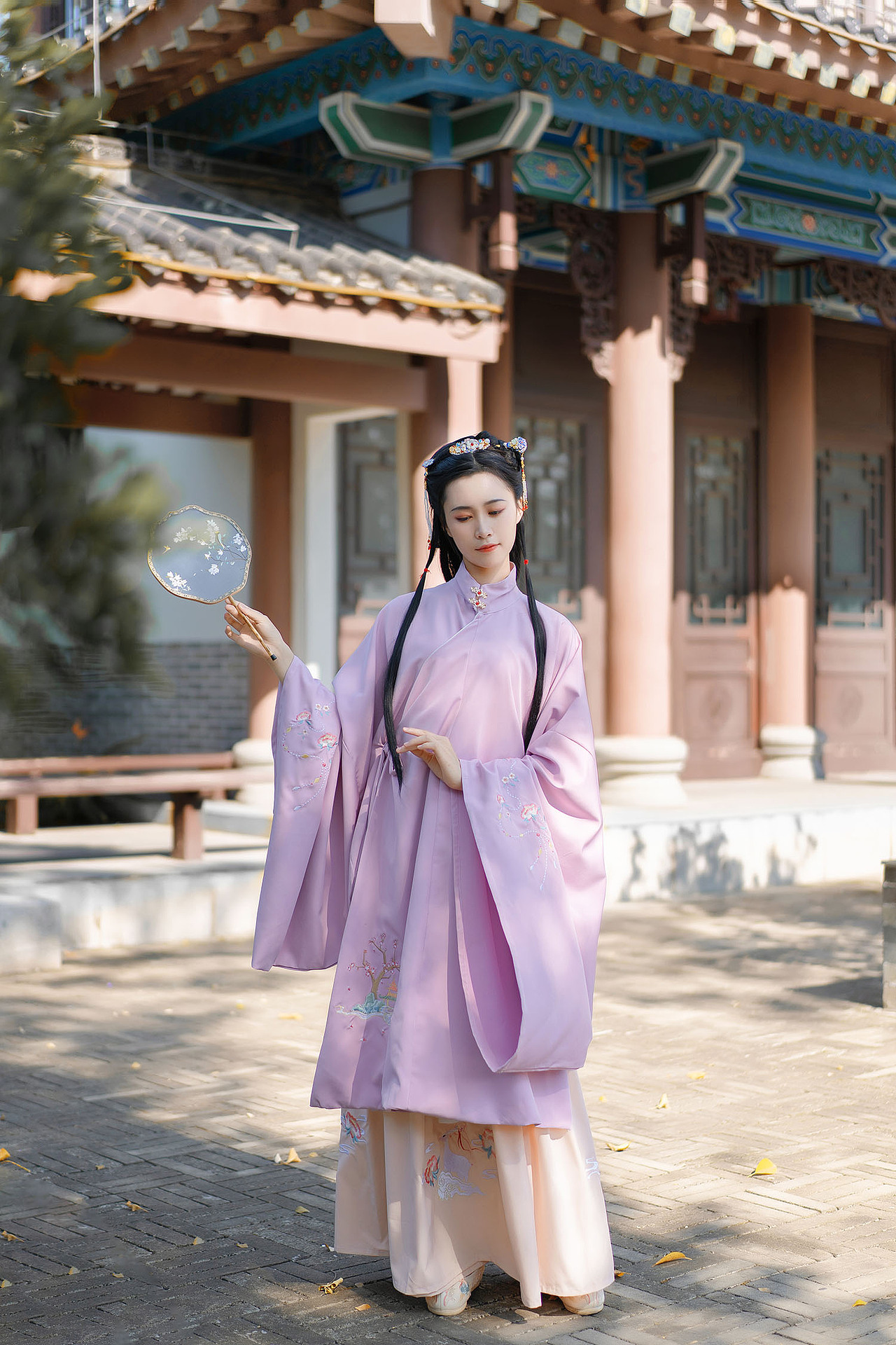 模特兔子惠州汉服丰湖书院立领明制汉服