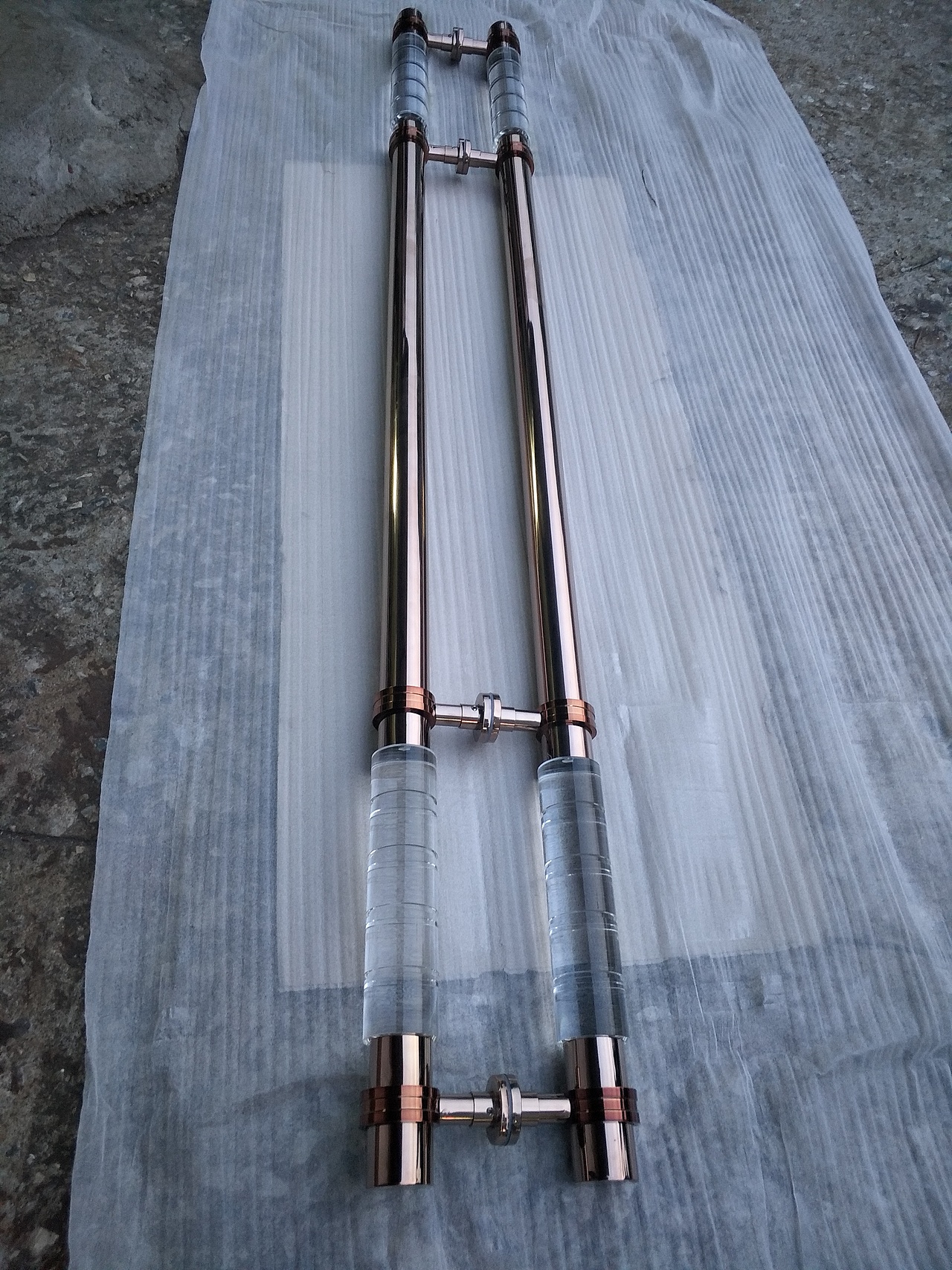 恒大专用亚克力水晶不锈钢灰镜钢/玫瑰金水晶拉手设计