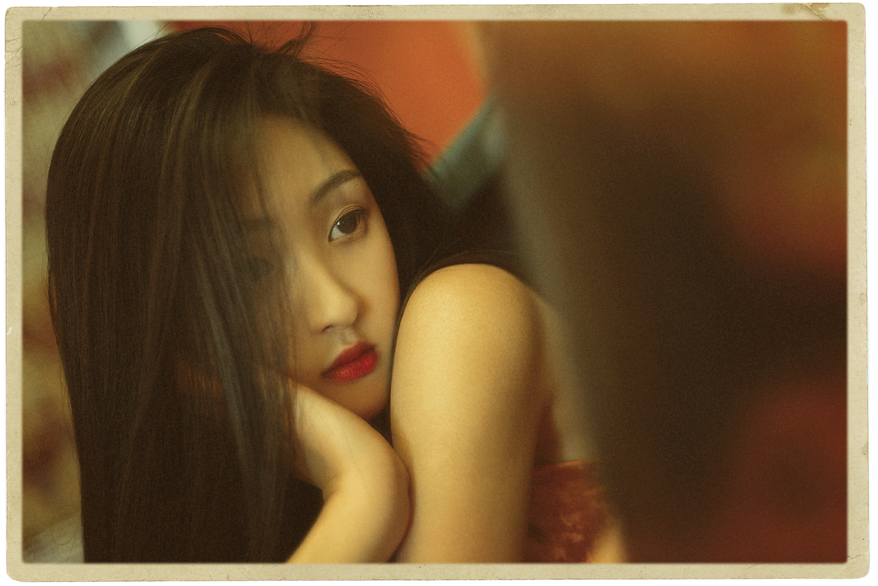 喜新恋旧。（图ZMTY1MzY4NDI4） - 人像摄影 - 站酷设计师77同学原创素材 - 站酷ZCOOL