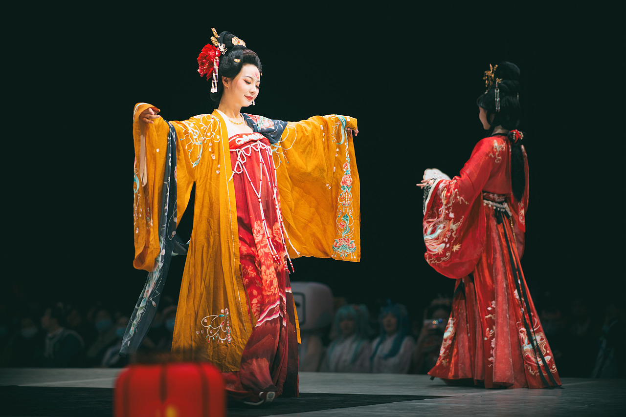 中国华服日——群美图