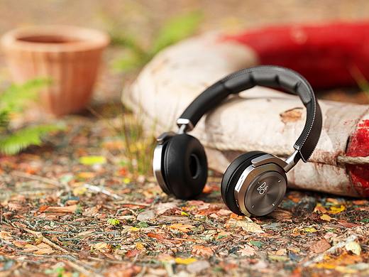 B&O耳机渲染（个人主页-ZNTg3MjkwMjA=） - 产品 - 站酷设计师无名小伙原创素材 - 站酷ZCOOL